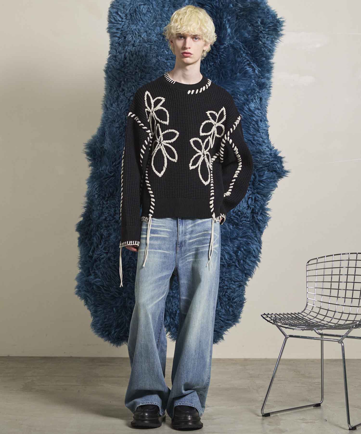 Gradation Short Length Prime-Over V-Neck Knit Pullover