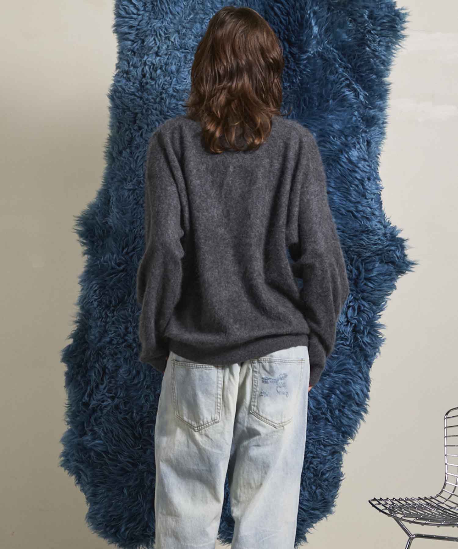 Gradation Short Length Prime-Over V-Neck Knit Pullover