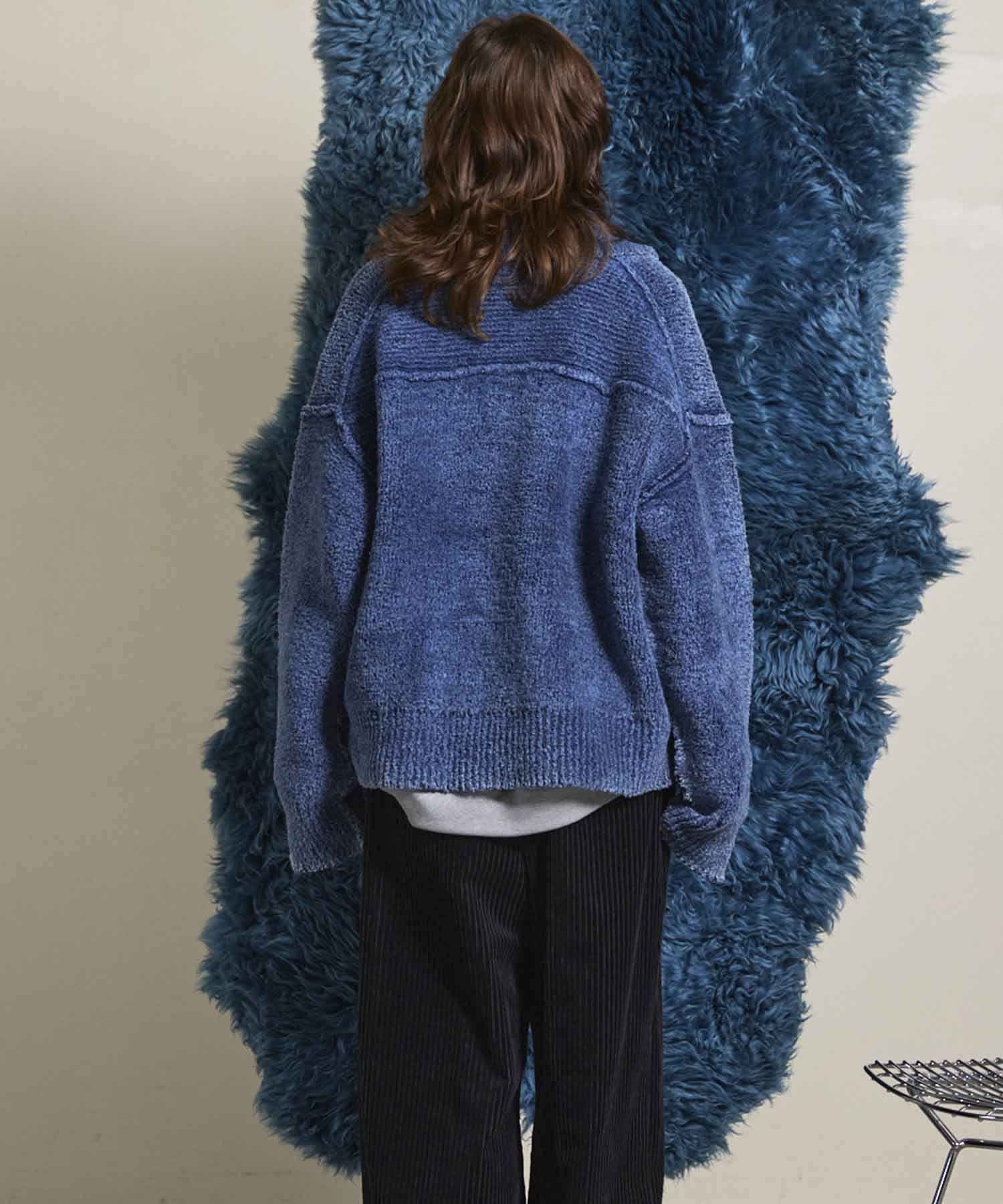 Gradation Short Length Prime-Over V-Neck Knit Pullover