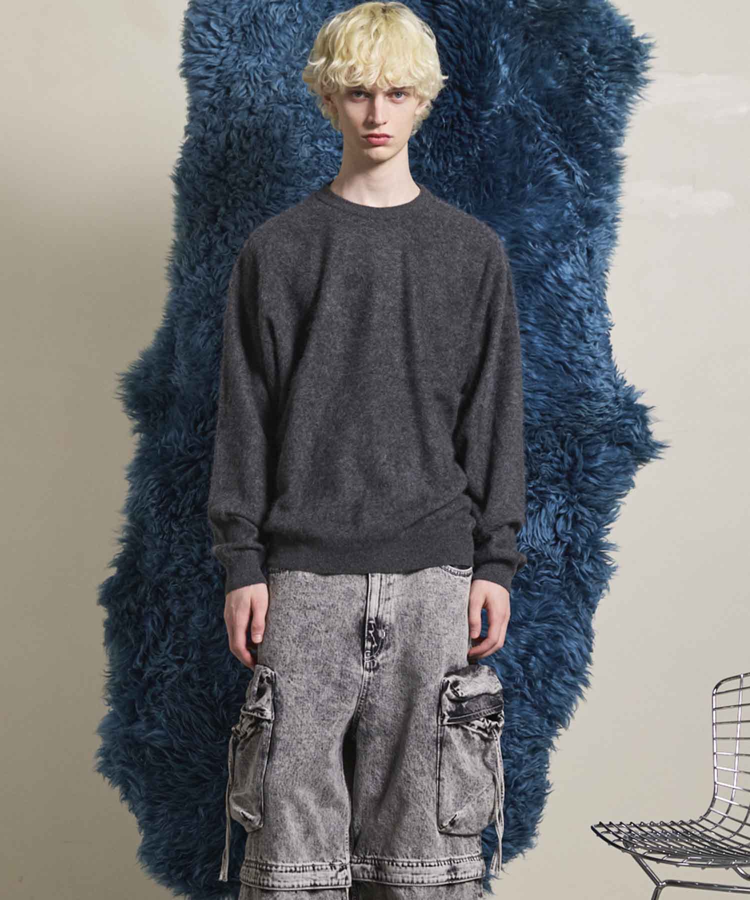 Gradation Short Length Prime-Over V-Neck Knit Pullover