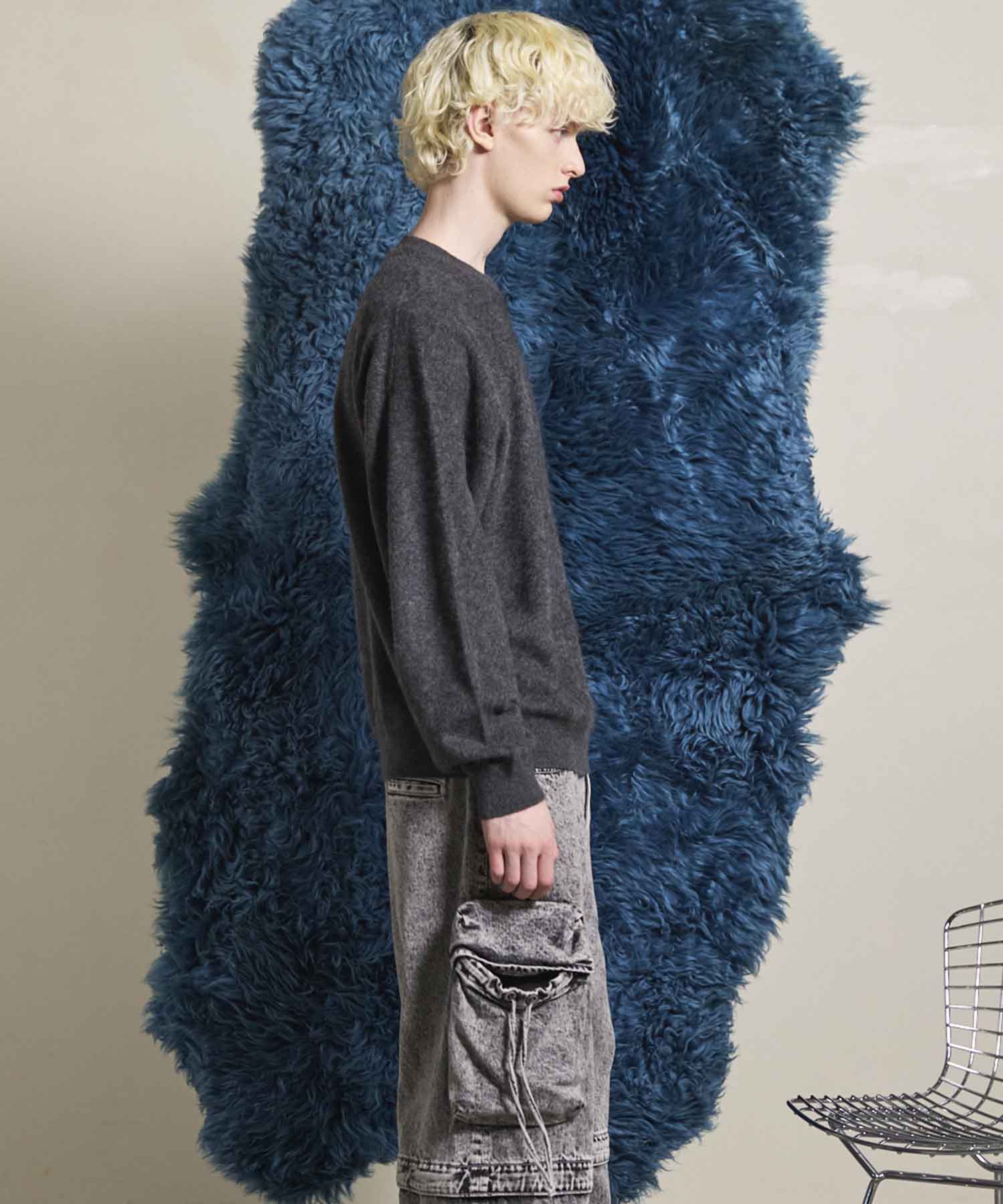 Gradation Short Length Prime-Over V-Neck Knit Pullover