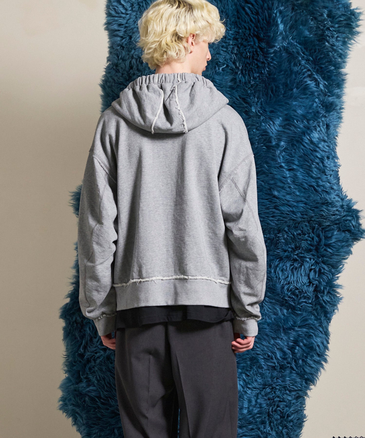 [25AW PRE-ORDER] Nuance Graphics Hand Stitching Long Sleeve TEE