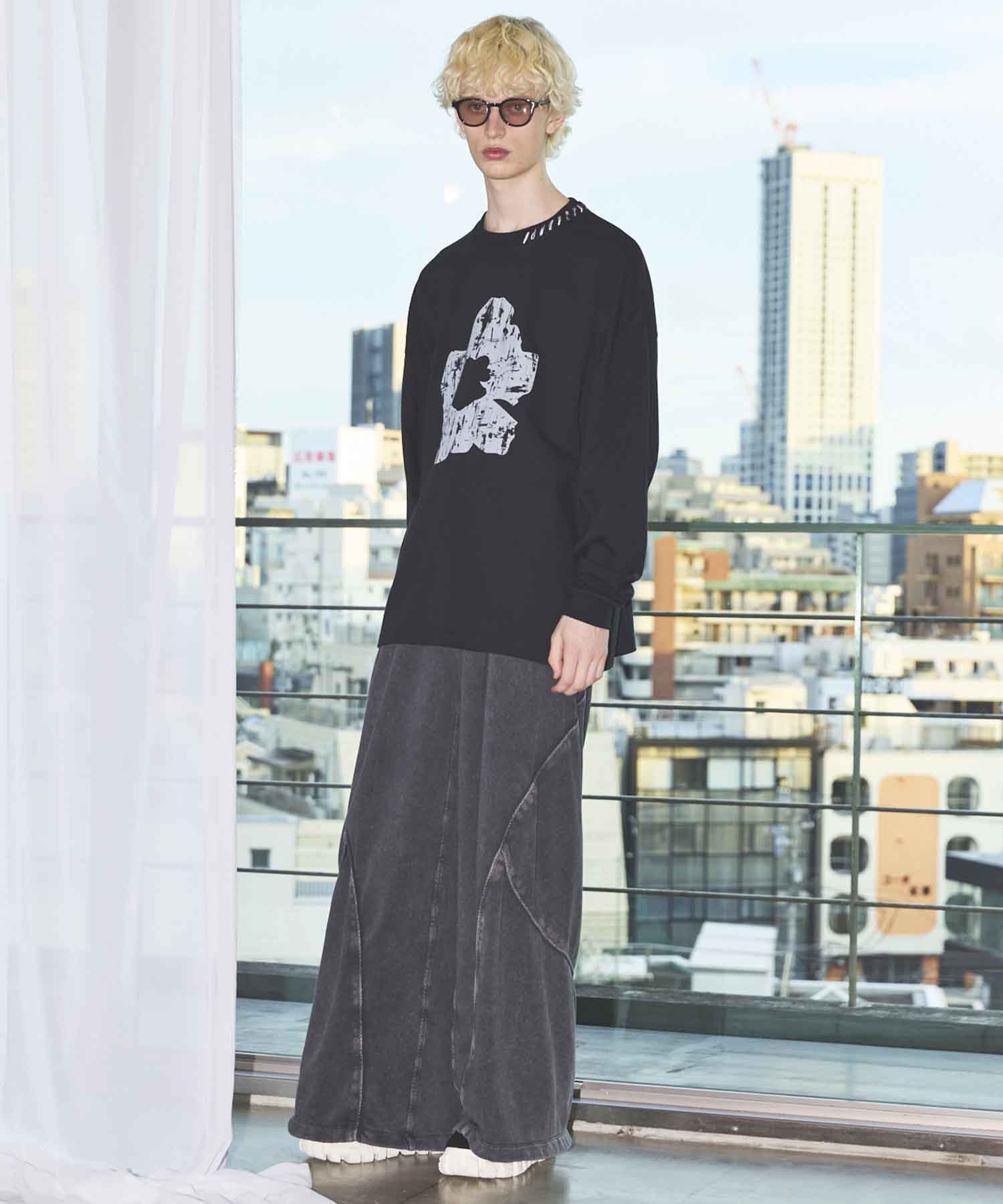 [25AW PRE-ORDER] Nuance Graphics Hand Stitching Long Sleeve TEE