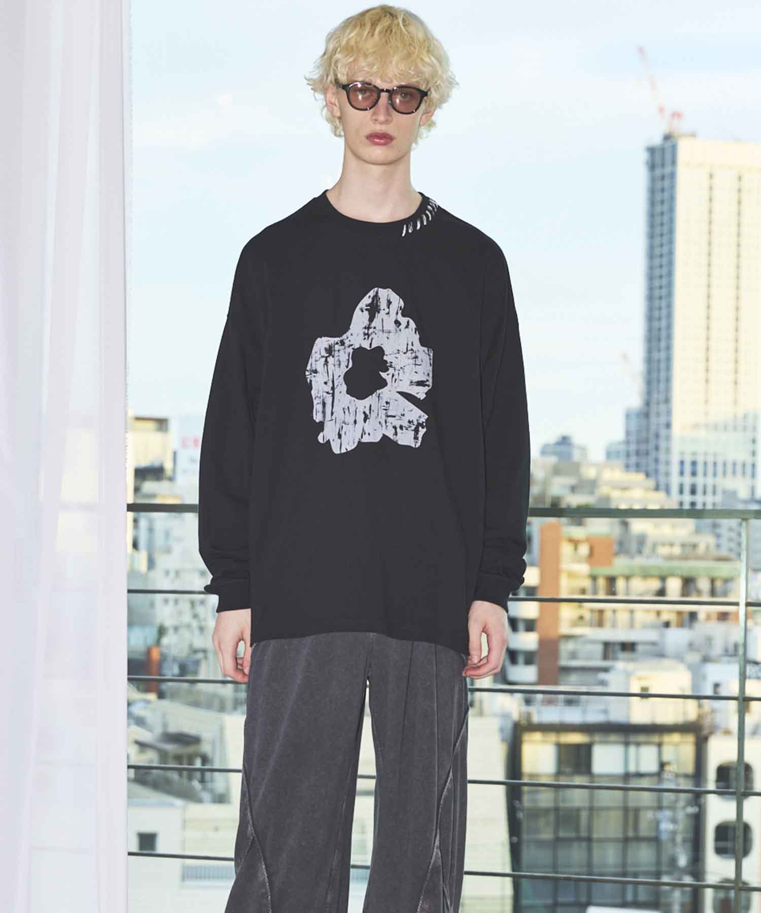 [25AW PRE-ORDER] Nuance Graphics Hand Stitching Long Sleeve TEE