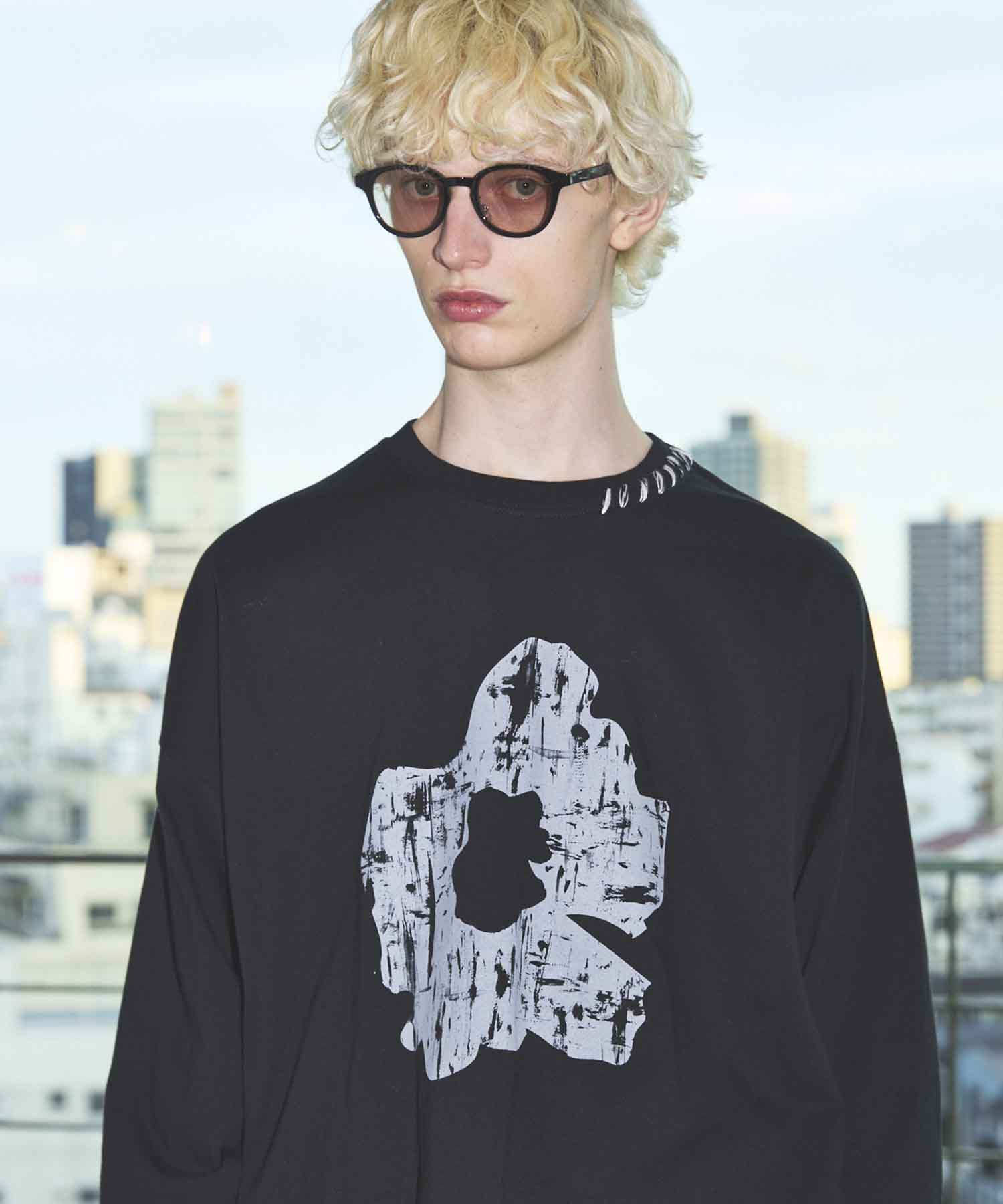 [25AW PRE-ORDER] Nuance Graphics Hand Stitching Long Sleeve TEE