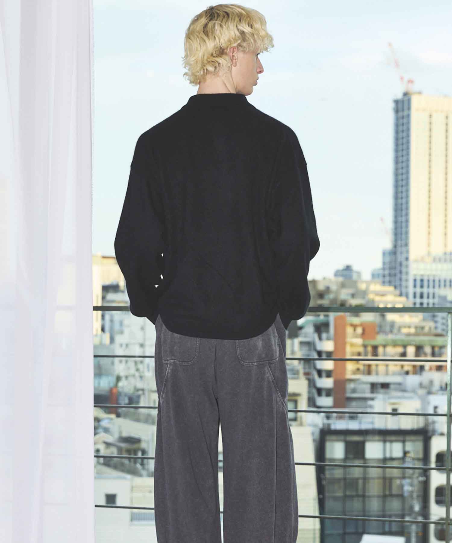 Gradation Short Length Prime-Over V-Neck Knit Pullover