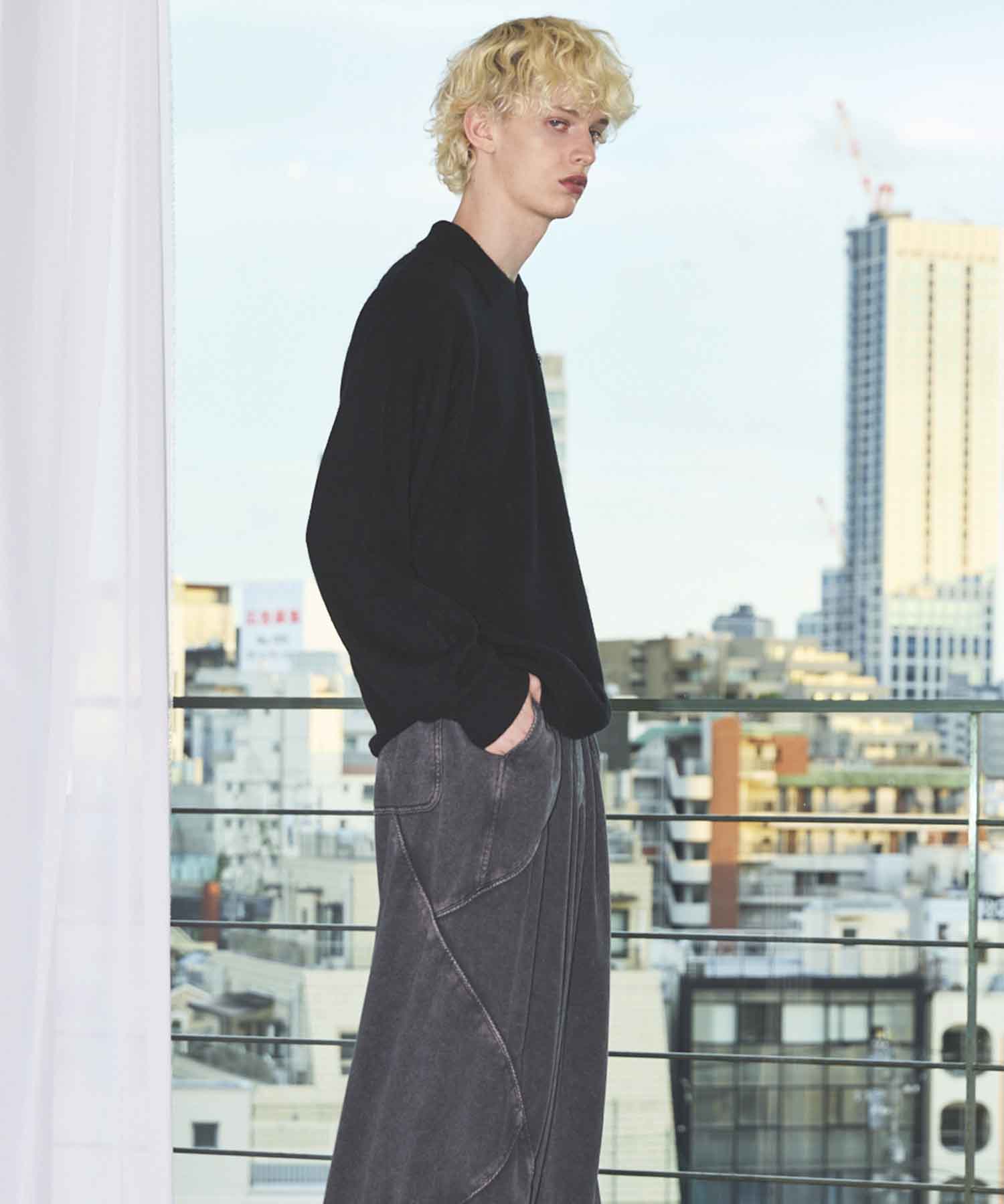 Gradation Short Length Prime-Over V-Neck Knit Pullover