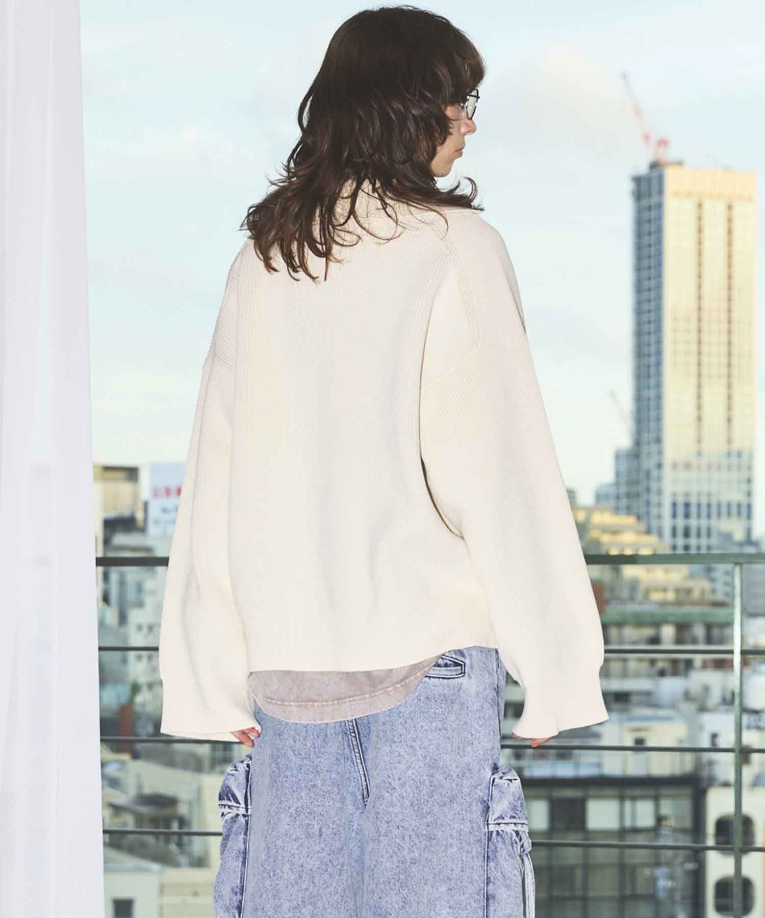 Gradation Short Length Prime-Over V-Neck Knit Pullover