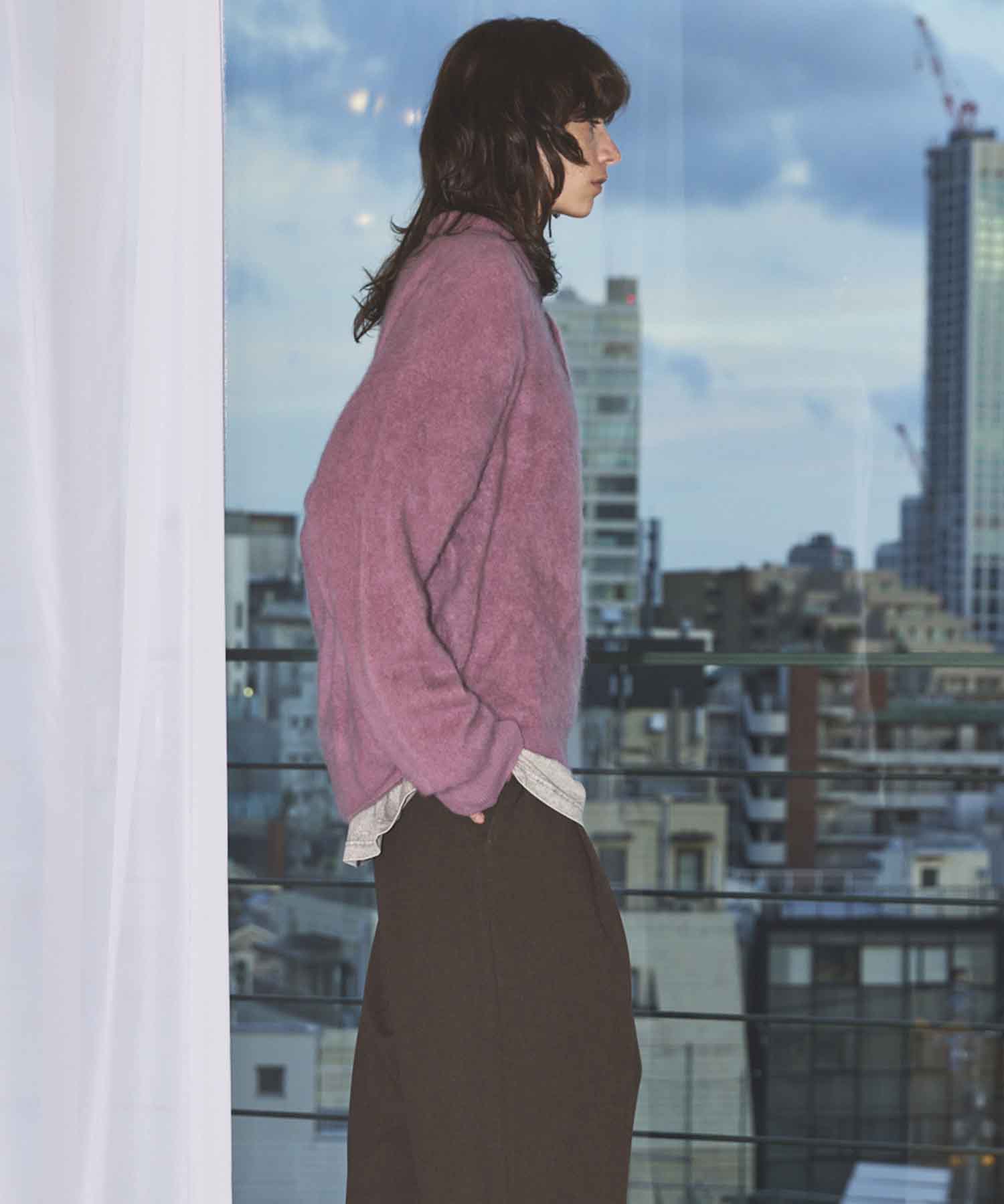 Gradation Short Length Prime-Over V-Neck Knit Pullover