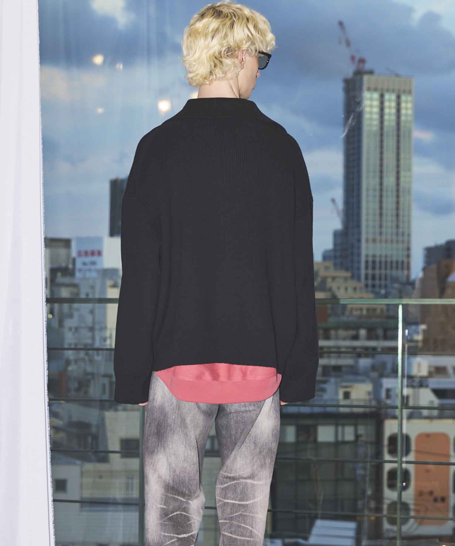 Gradation Short Length Prime-Over V-Neck Knit Pullover