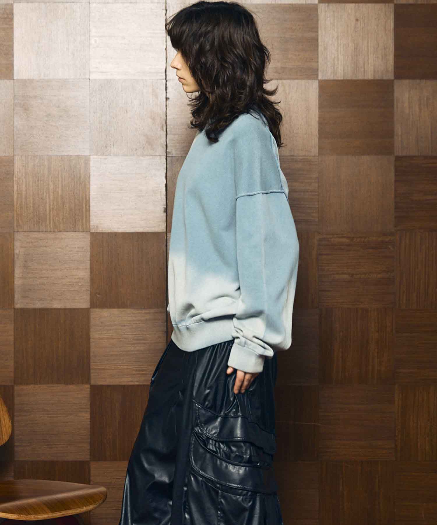 Gradation Dye Prime-Over Crew Neck Knit Pullover