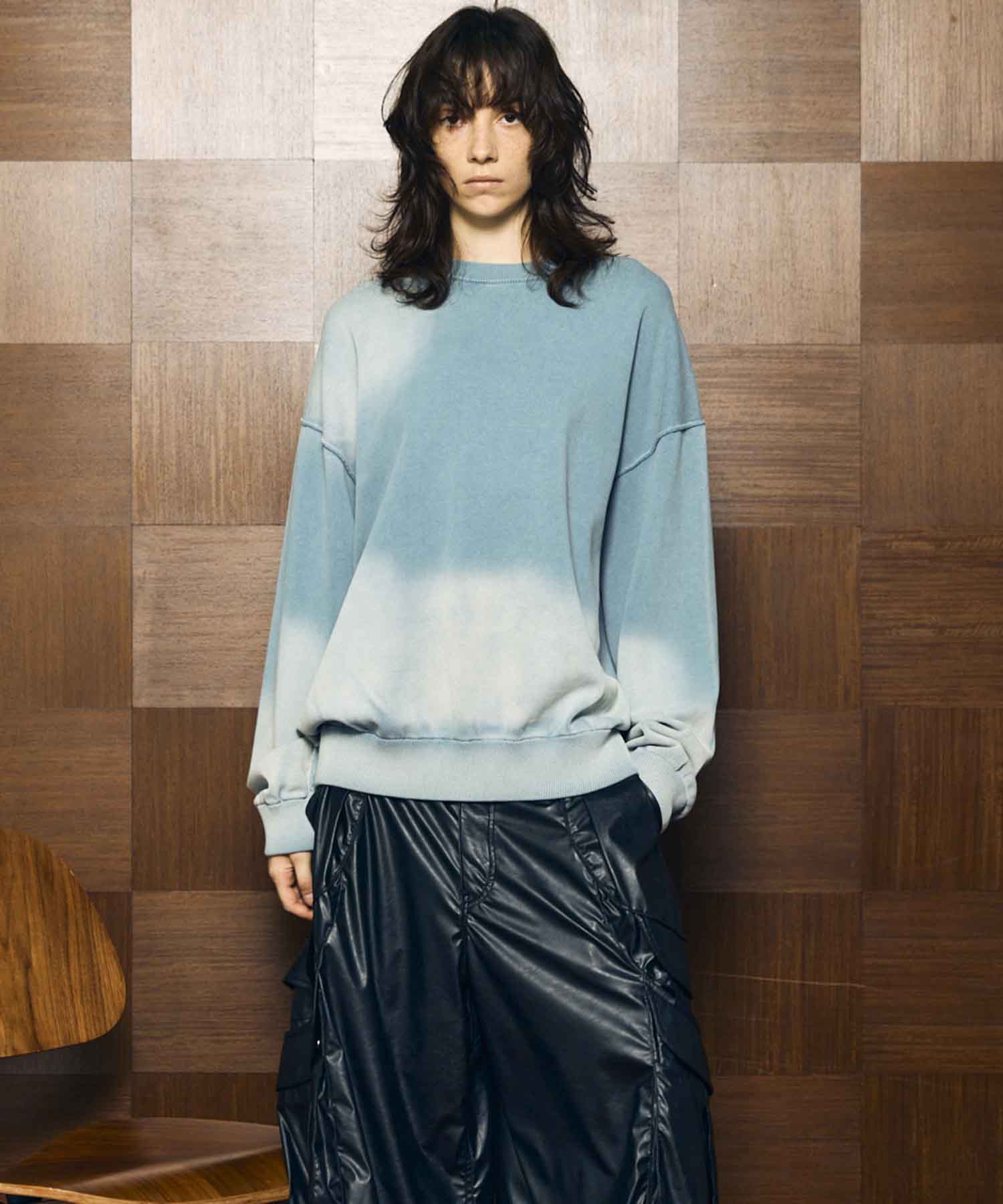 Gradation Dye Prime-Over Crew Neck Knit Pullover