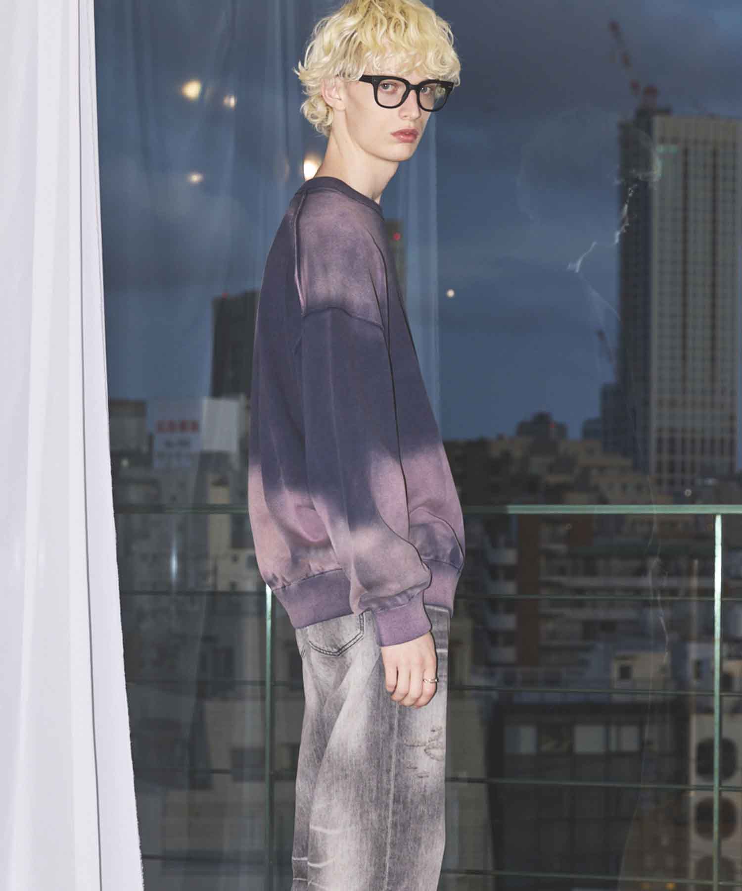 Gradation Dye Prime-Over Crew Neck Knit Pullover