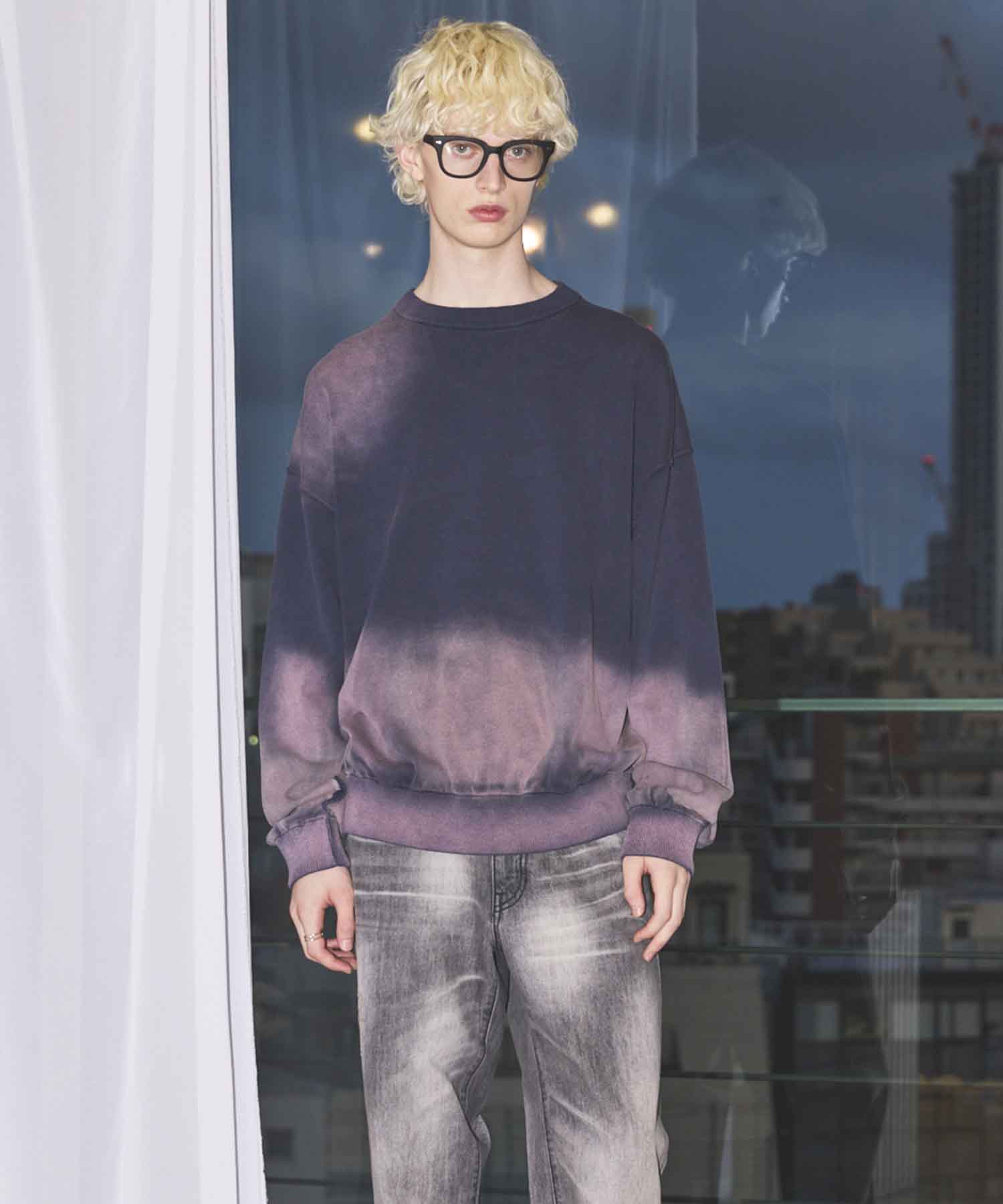 Gradation Dye Prime-Over Crew Neck Knit Pullover