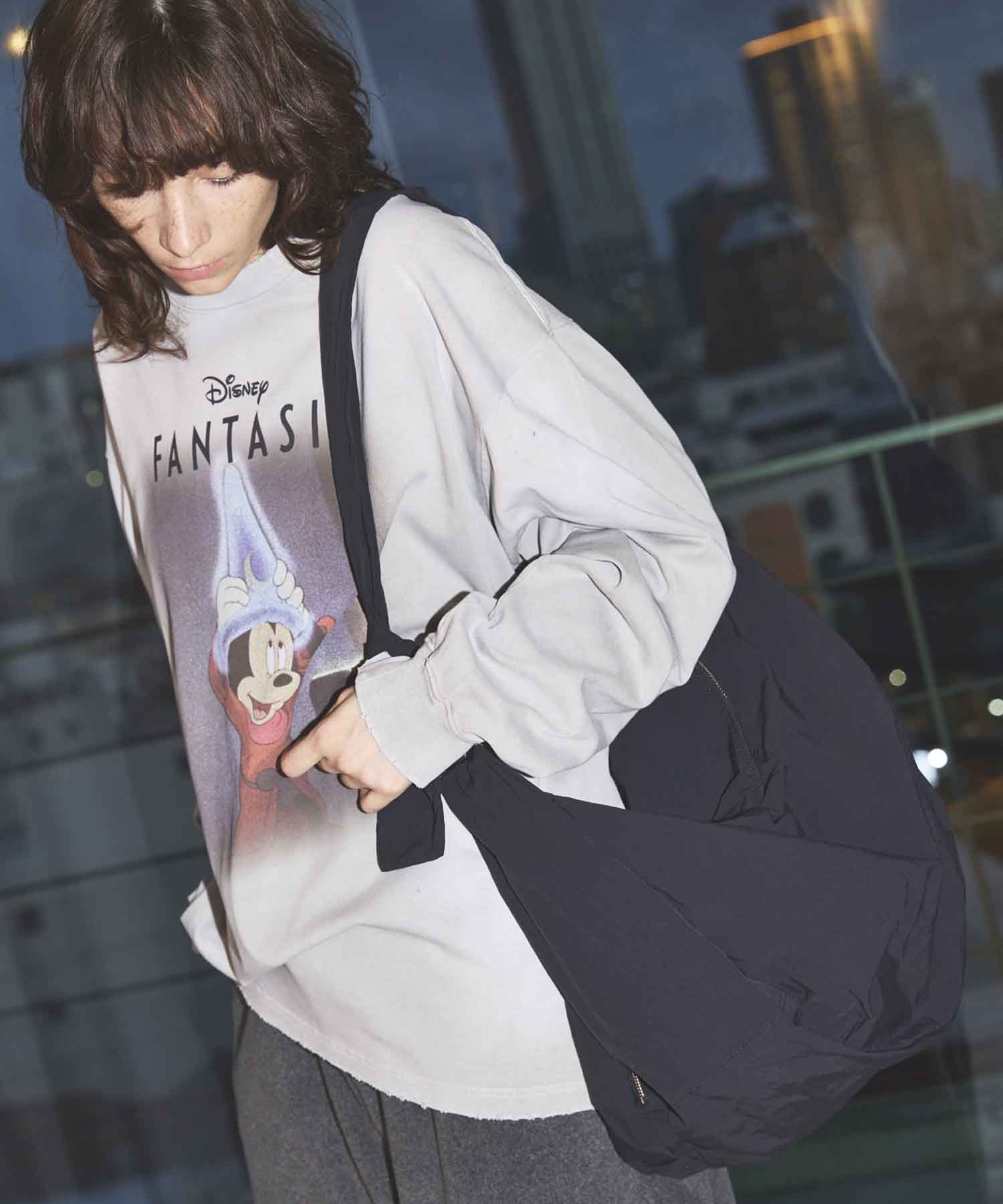 konbu尼龍肩“香蕉”袋