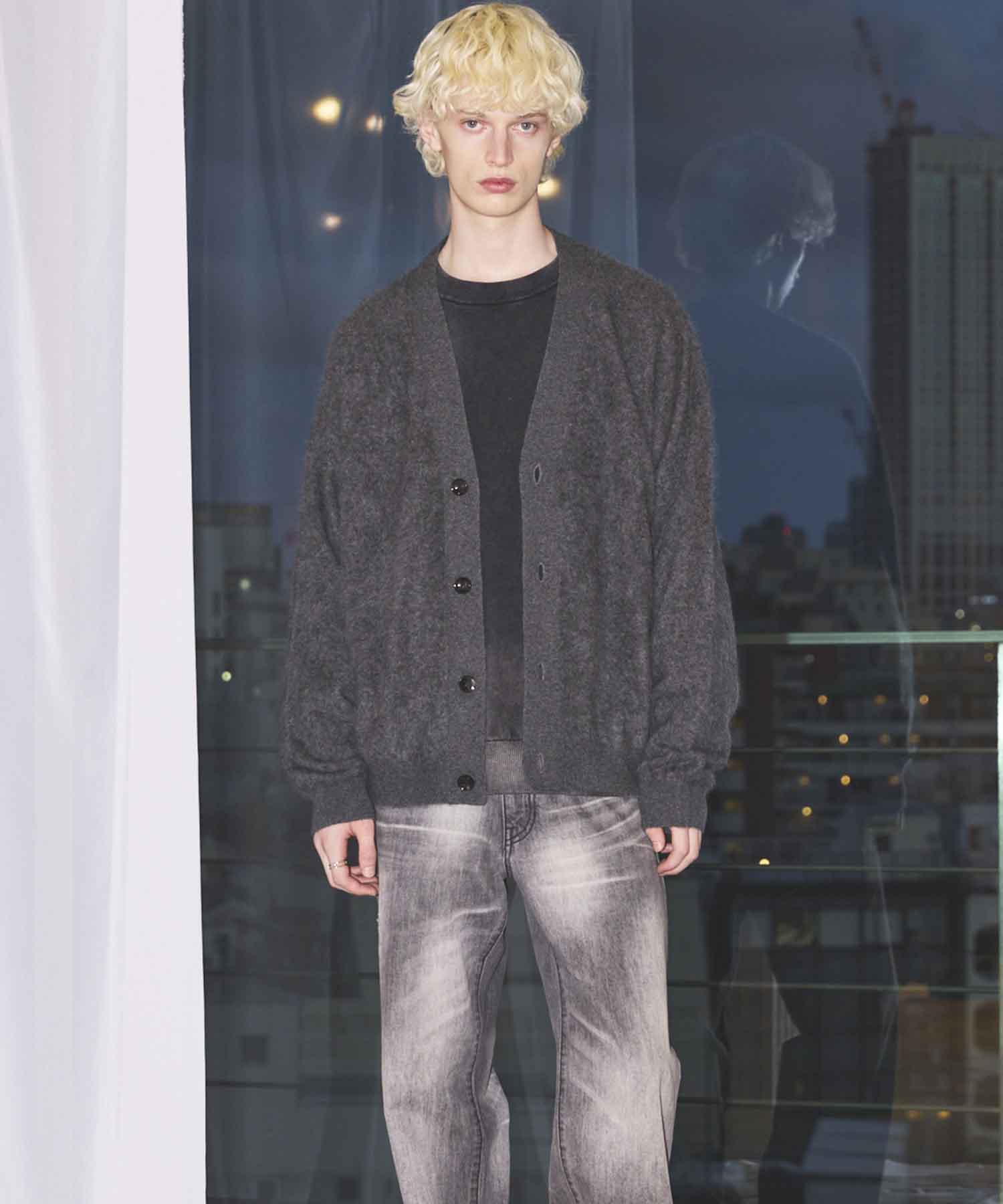 Super140 Brushed Extra Fine Merino Wool V-neck Cardigan