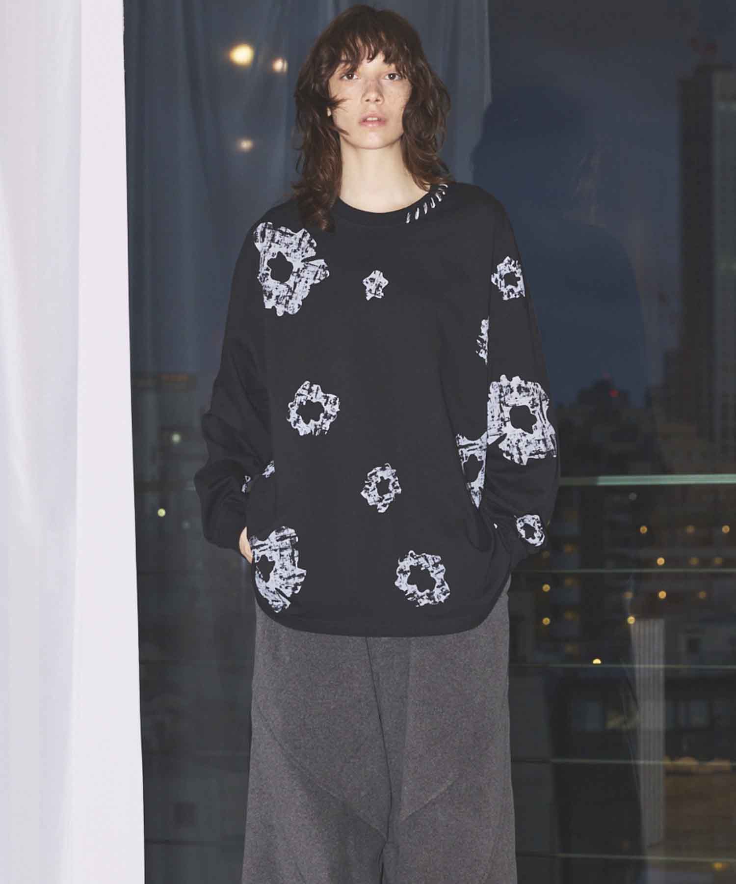 [25AW PRE-ORDER] Nuance Graphics Hand Stitching Long Sleeve TEE