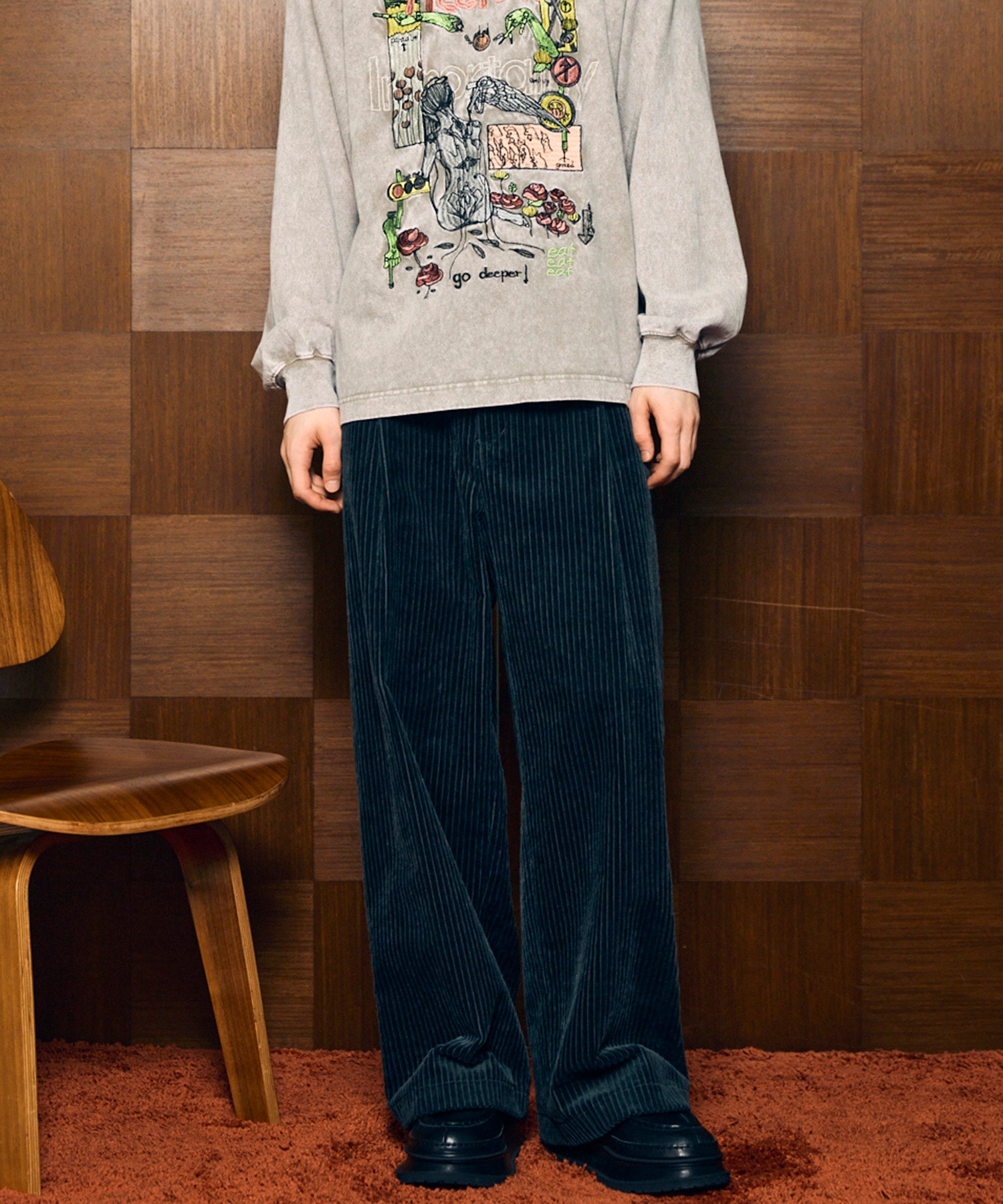 Wide-Wale Corduroy One-Tuck Pants
