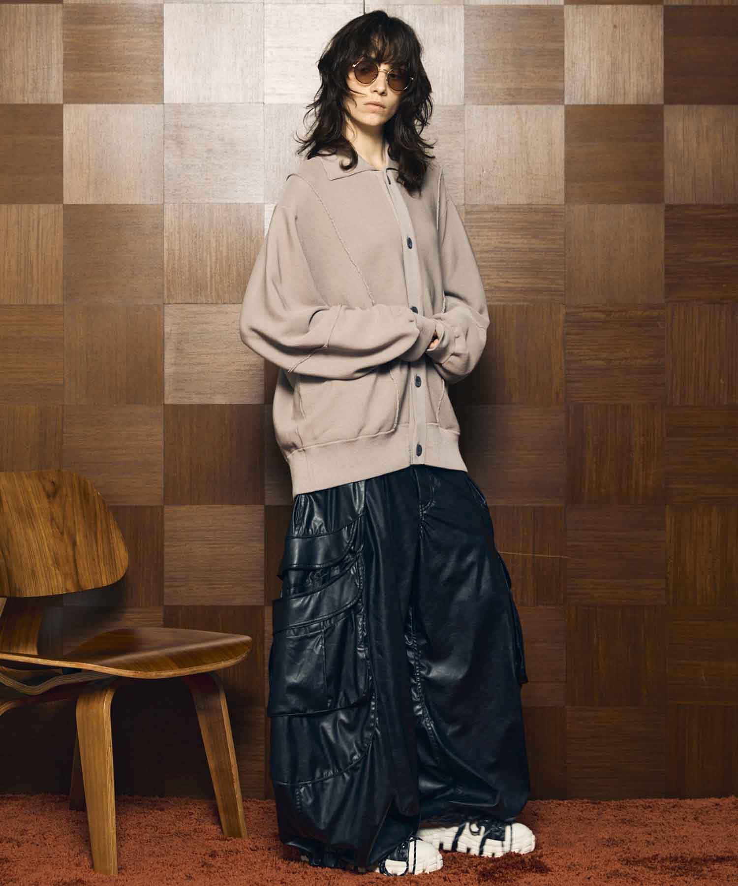 Gradation Short Length Prime-Over V-Neck Knit Pullover