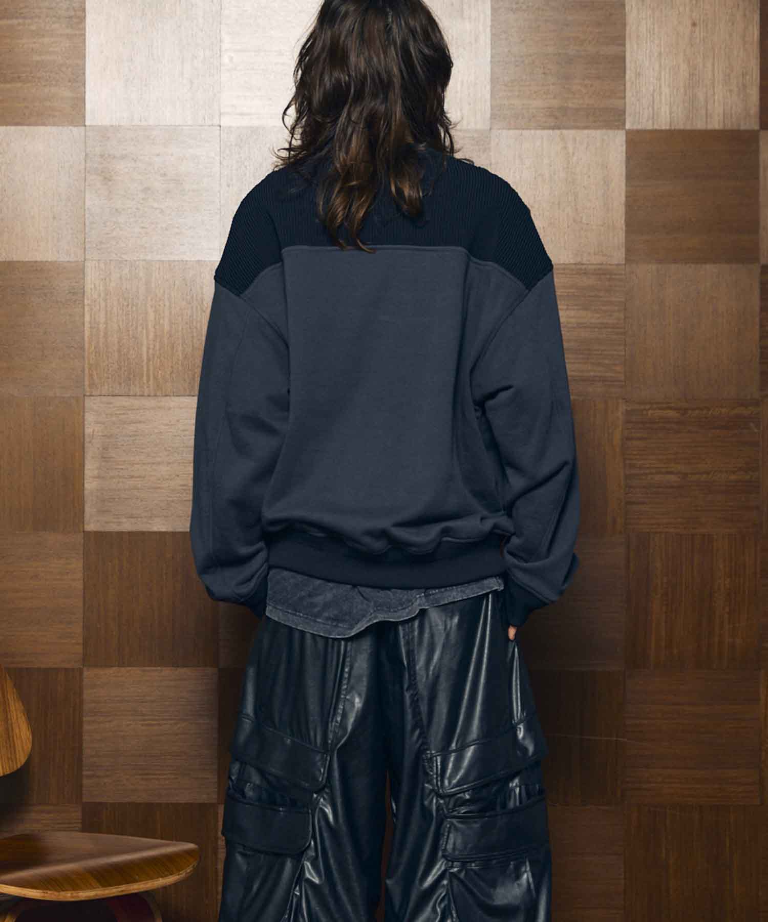 Gradation Short Length Prime-Over V-Neck Knit Pullover