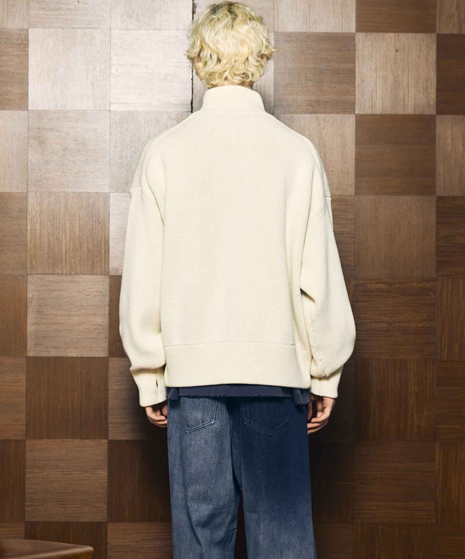 Gradation Short Length Prime-Over V-Neck Knit Pullover