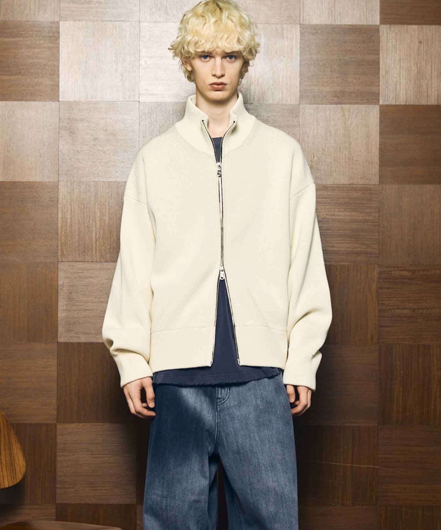 PMO KNIT CAP (WHITE) （出品は8/31まで） SR_B2JW2542_01_ML.jpg