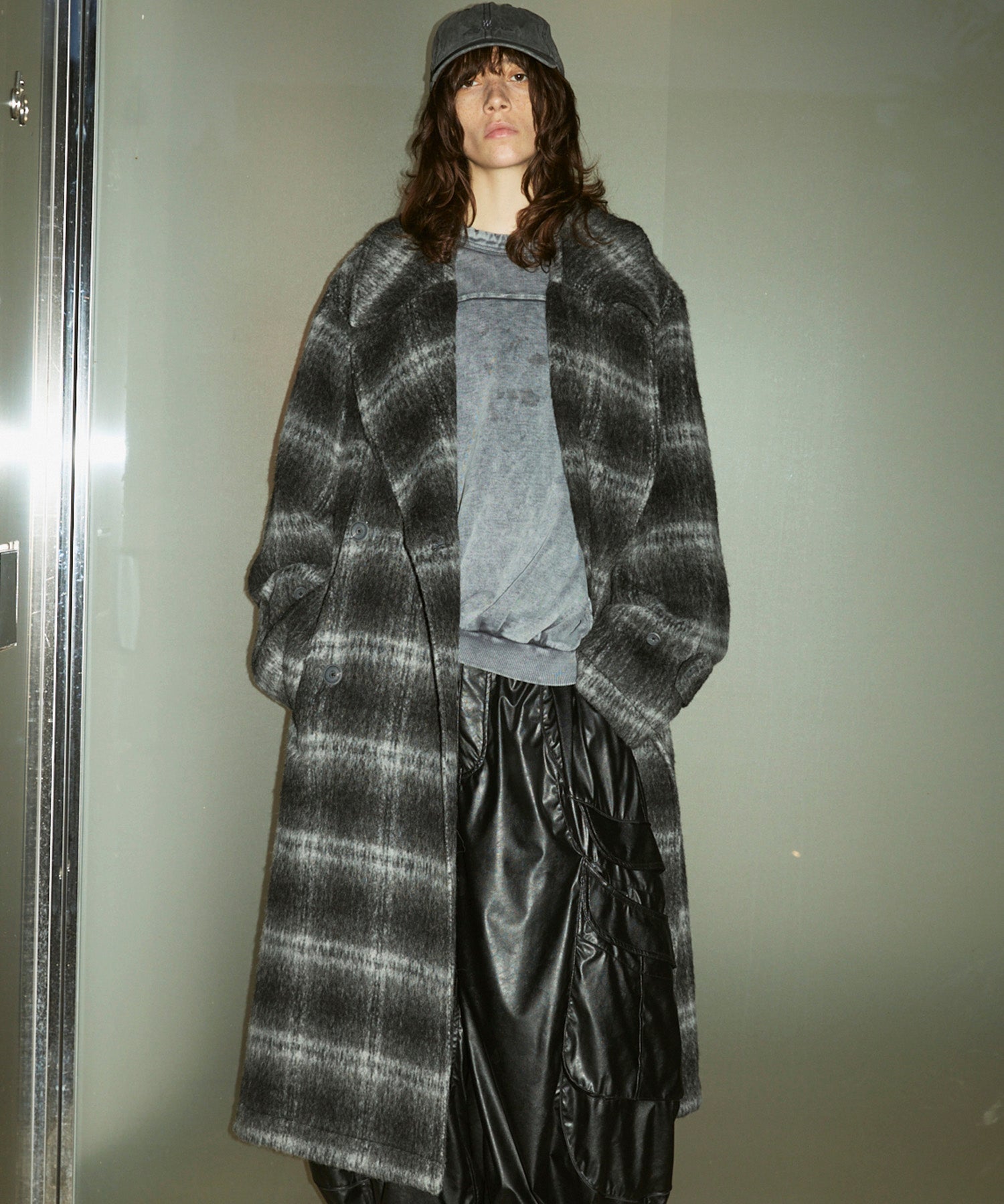 【LIMITED EDITION】Semi-double Prime-Over Front-fly Coat