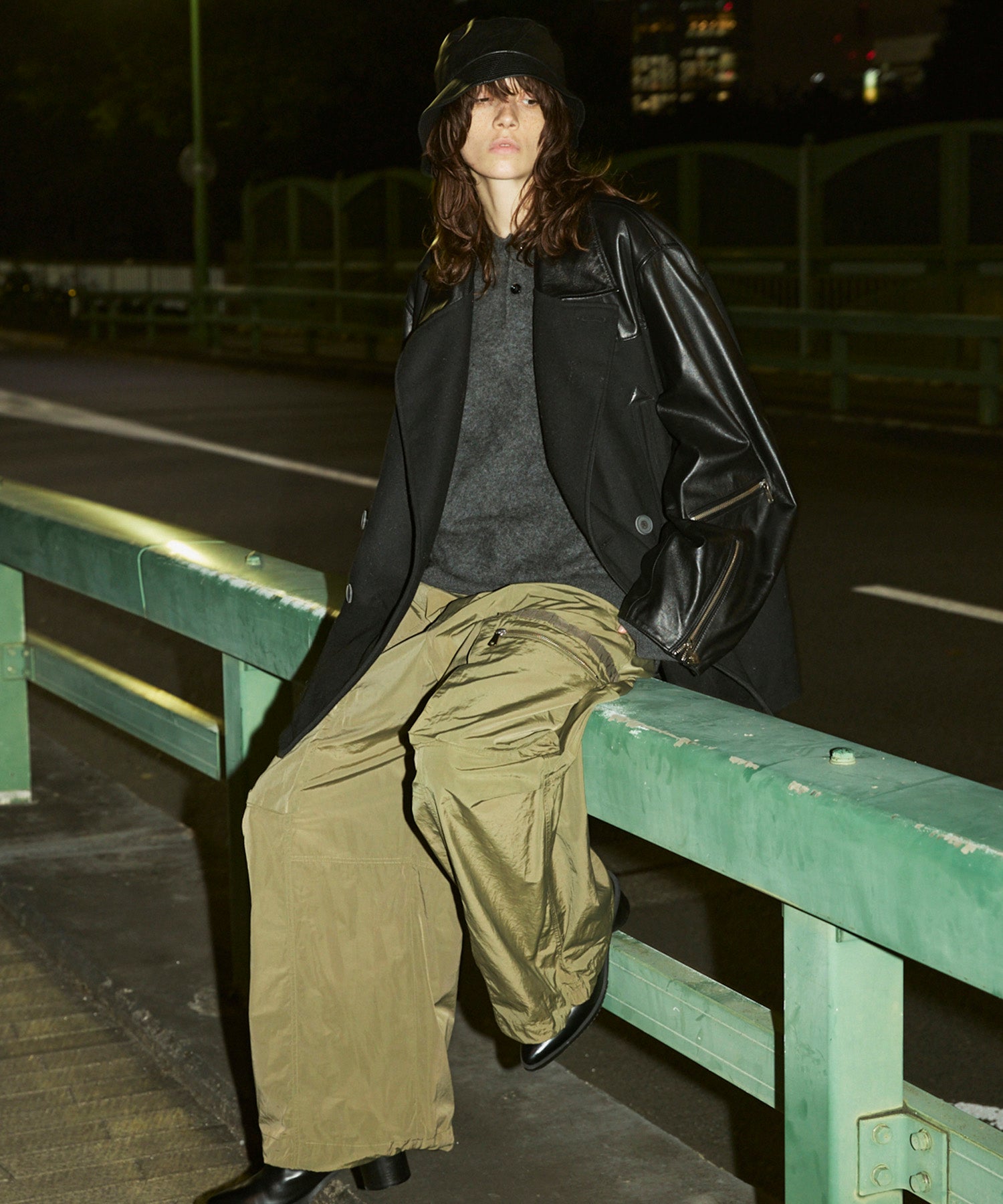 [25AW 사전 주문] 양 가죽 멜튼 콤비네이션 완두콩 코트