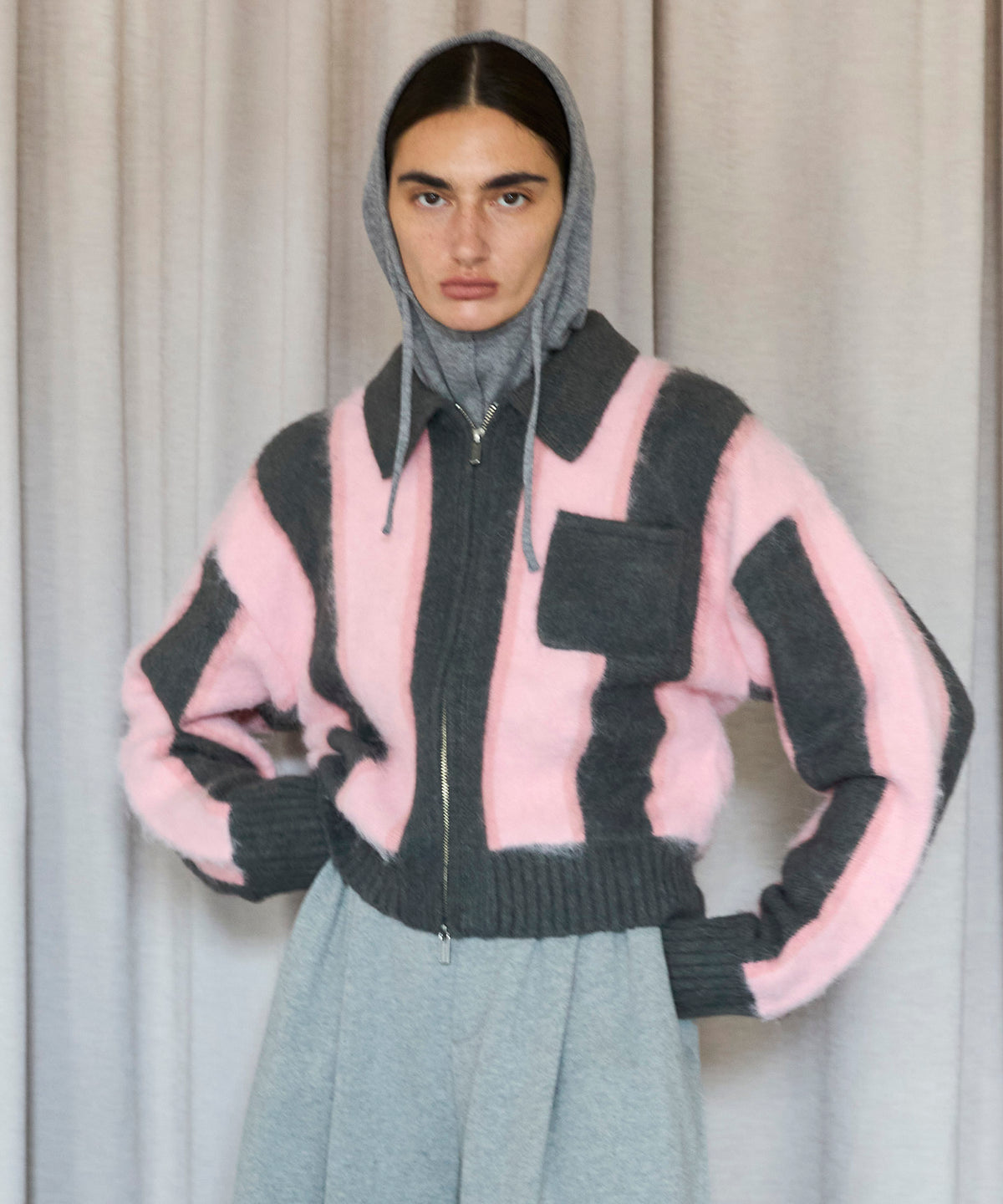 Soutien Collar Stripe Zip Knit Cardigan