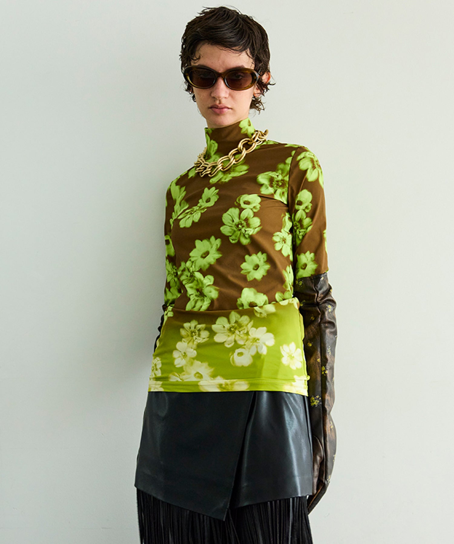 Gradient Turtle Flower Top