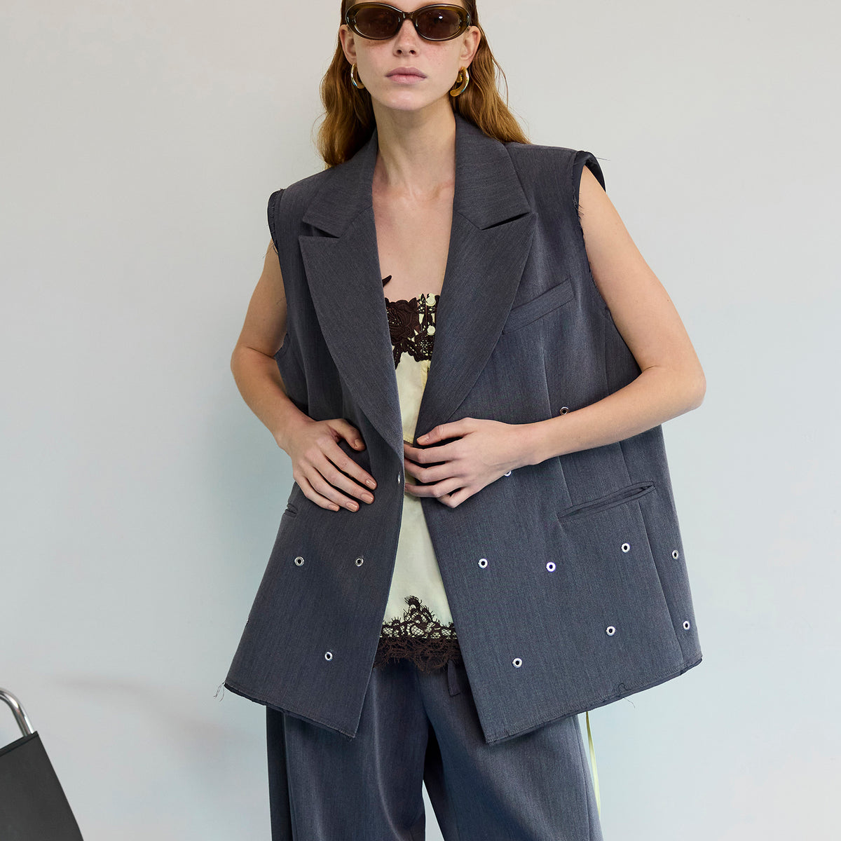 Eyelet Over Gilet