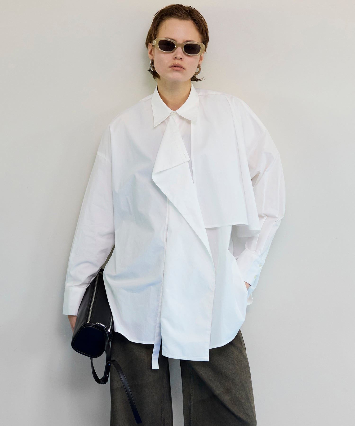 【26SPRING PRE-ORDER】Asymmetrical drape shirt