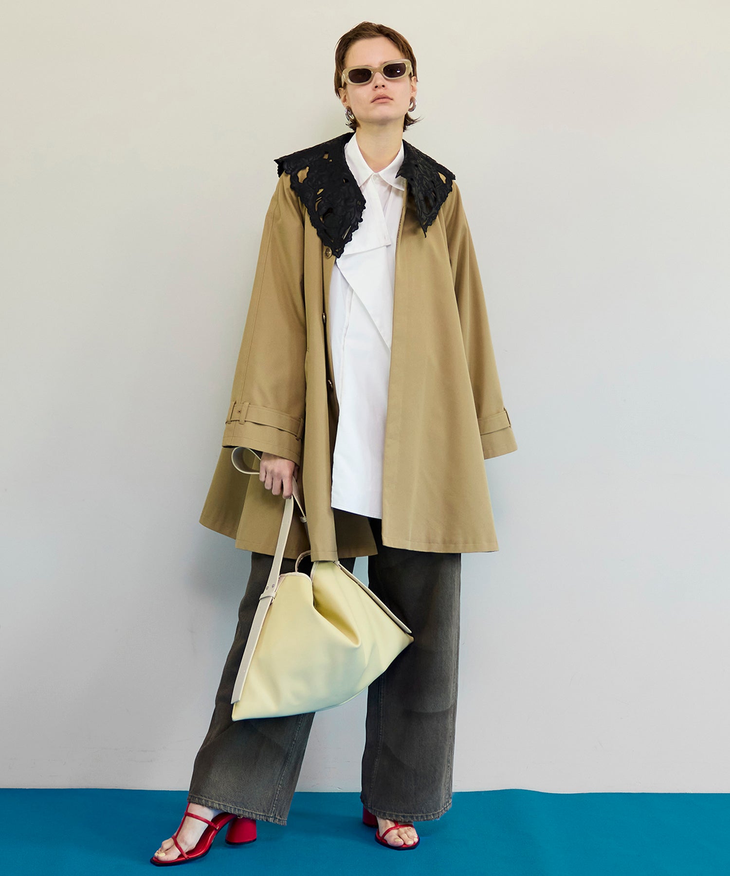 【26SPRING PRE-ORDER】Lace Collar Tent Flare Trench Coat