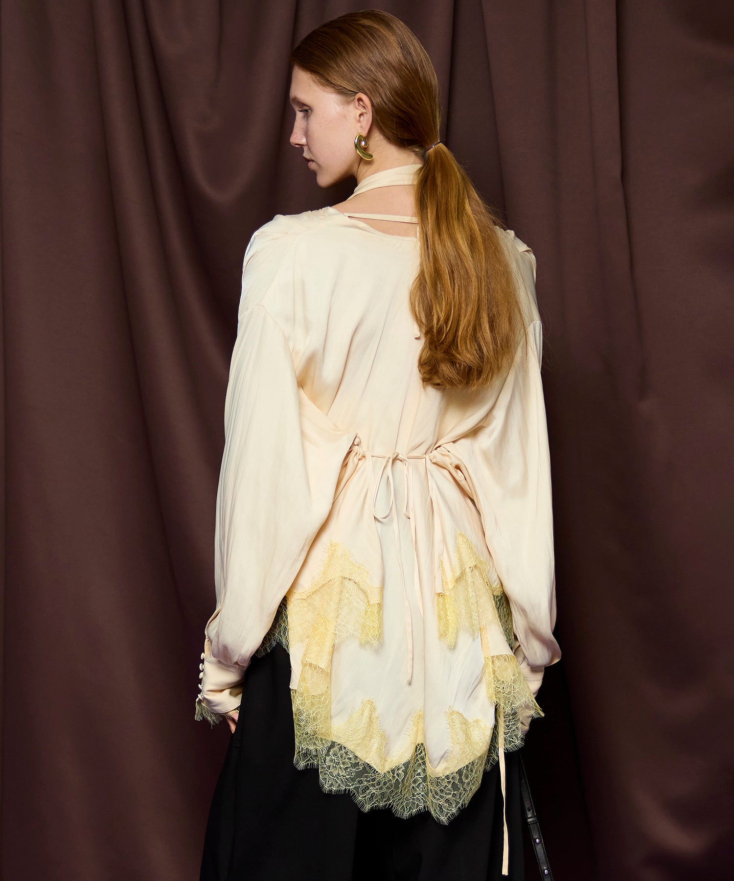 【26SPRING PRE-ORDER】Lace Combo Drape Shirt