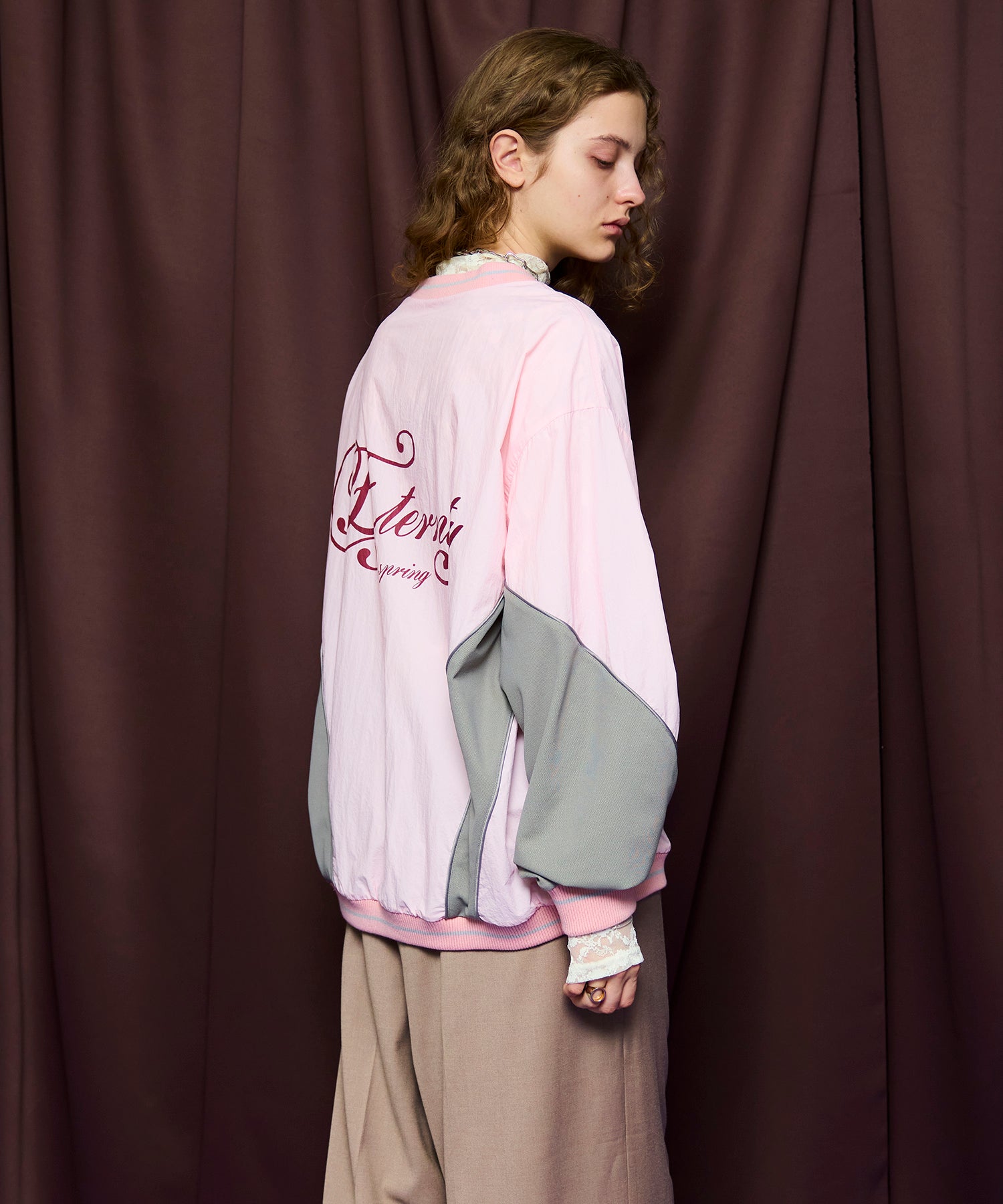 【26SPRING PRE-ORDER】Striped Print V-Neck Tops