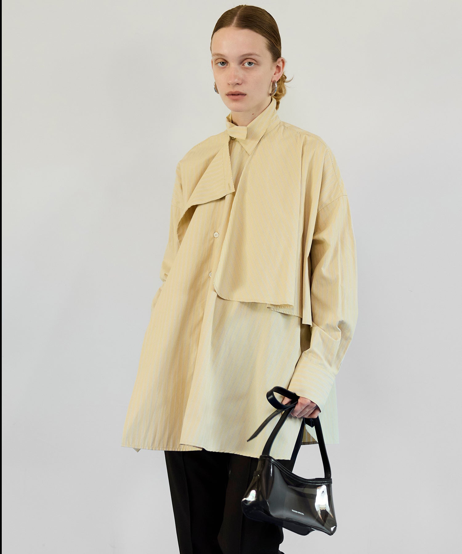 【26SPRING PRE-ORDER】Asymmetrical drape shirt