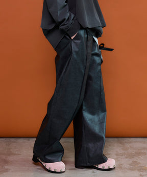 【26SPRING PRE-ORDER】Center Pin Tuck Denim Pants