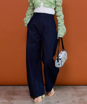 【26SPRING PRE-ORDER】Center Pin Tuck Denim Pants