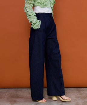 【26SPRING PRE-ORDER】Center Pin Tuck Denim Pants