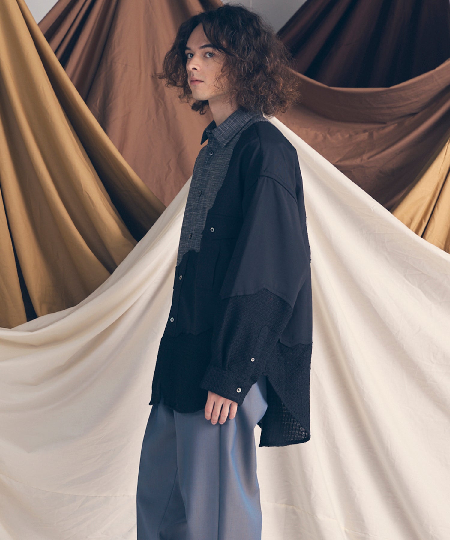 Prime-Over Curved Curve switching Regular Collar Shirt (Copy)