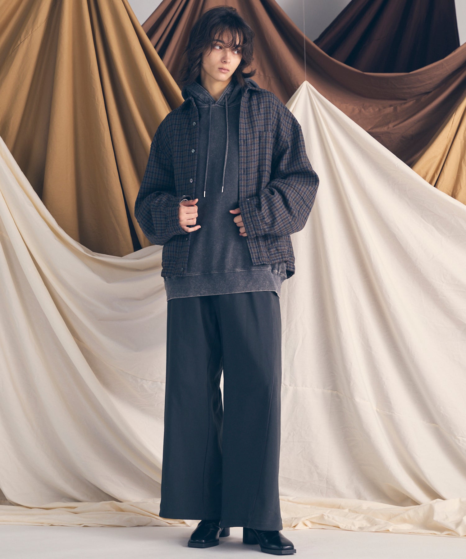 [25AW PRE-ORDER] Nuance Graphics Hand Stitching Long Sleeve TEE