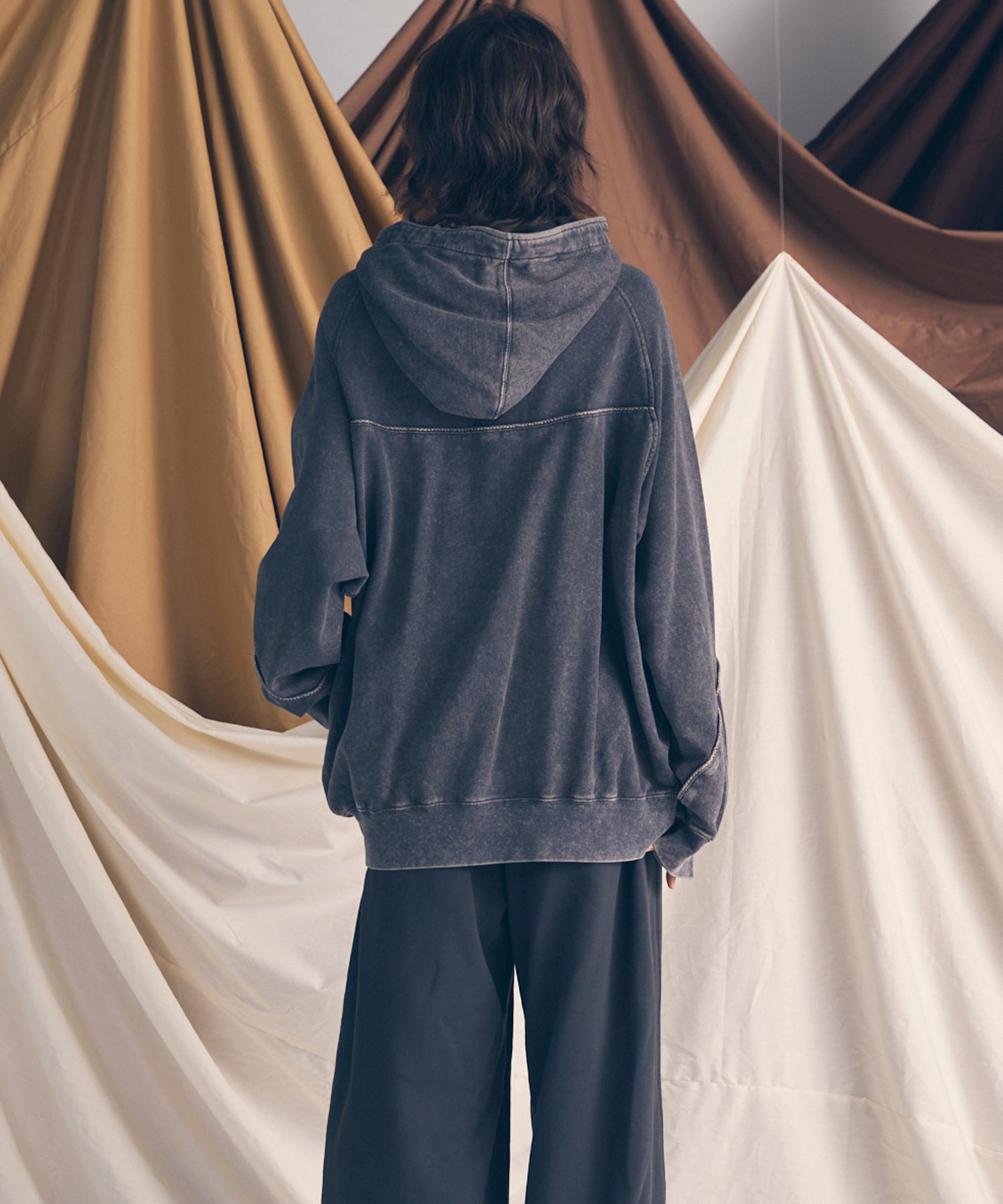 [25AW PRE-ORDER] Nuance Graphics Hand Stitching Long Sleeve TEE