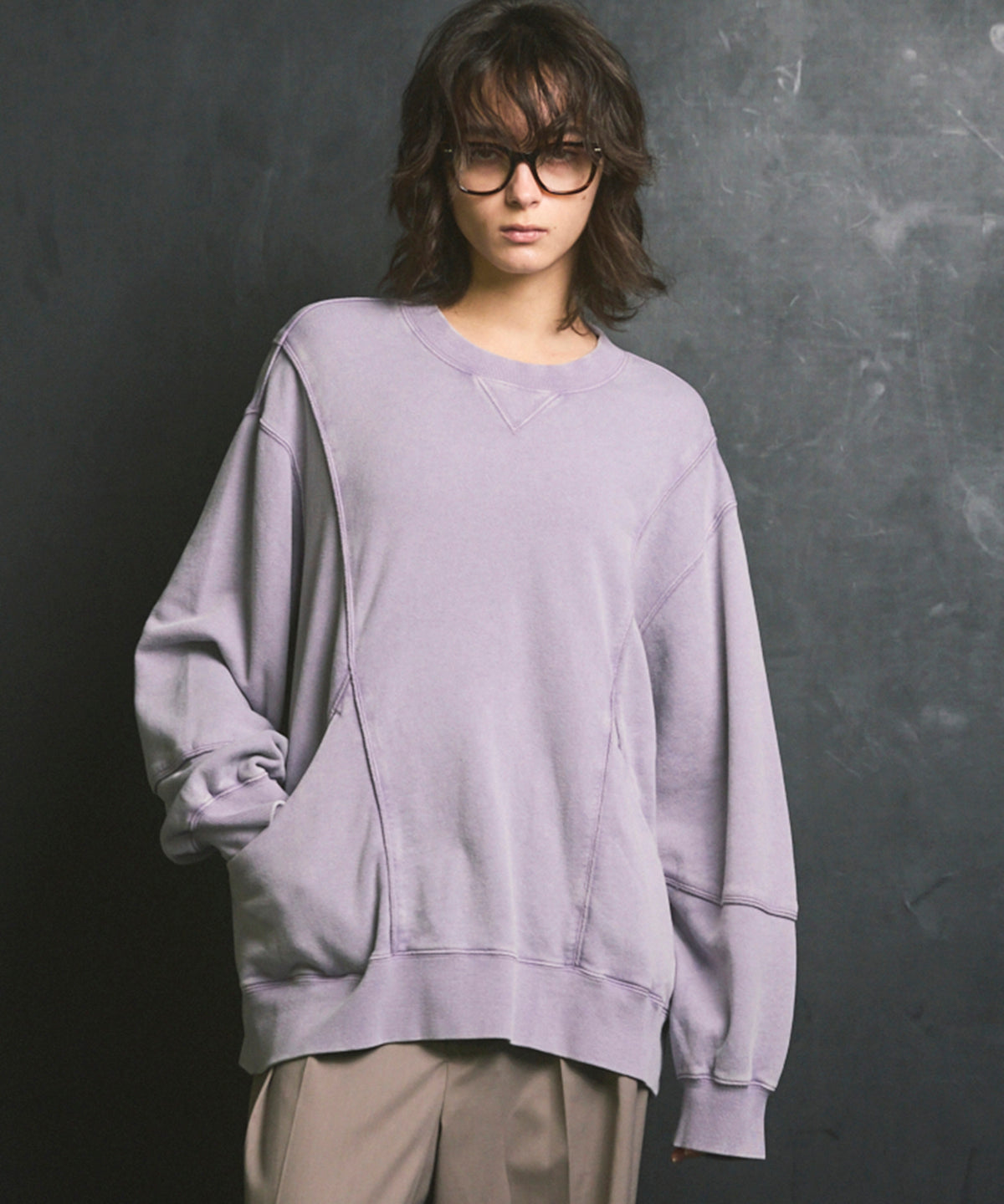 Piping Switching Prime-Over Pigment-dye Sweatshirt