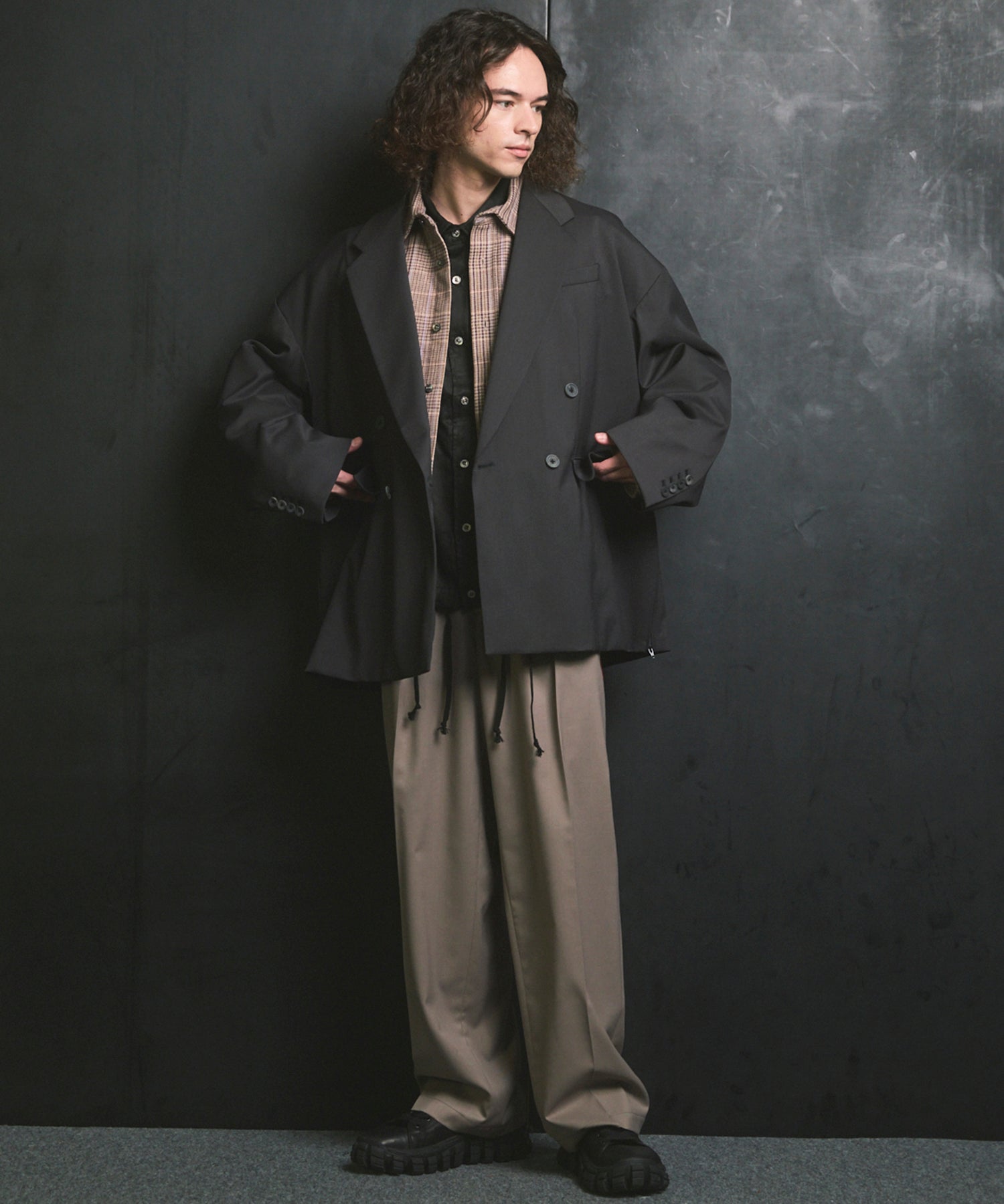 Curve Pocket A Light Eco Suede Shirt