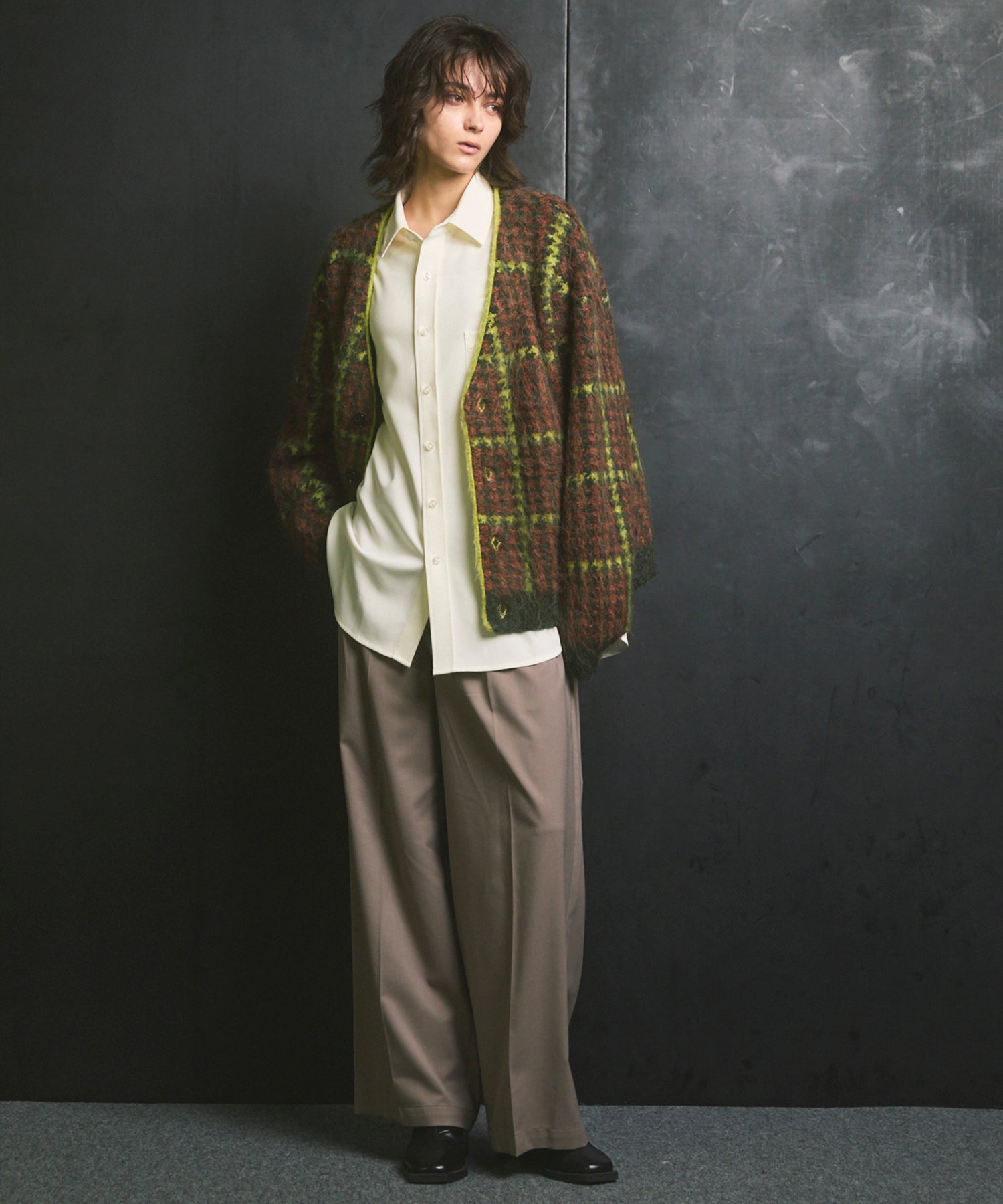 울 믹스 부드러운 연속 견인짜리 넓은 바지