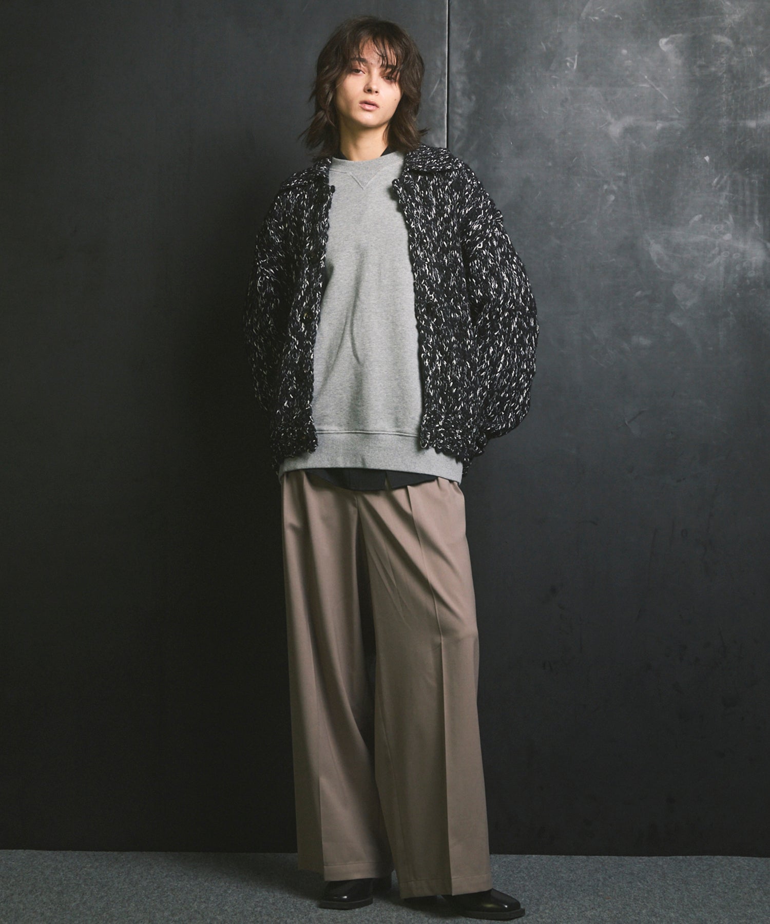 [25AW PRE-ORDER] Nuance Graphics Hand Stitching Long Sleeve TEE