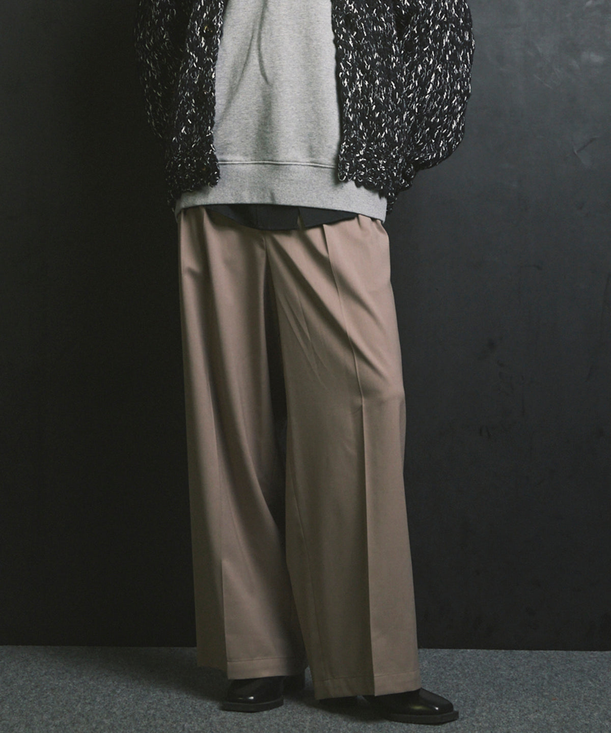 Wool Mix Smooth Continuous Tow-Tuck Wide Pants