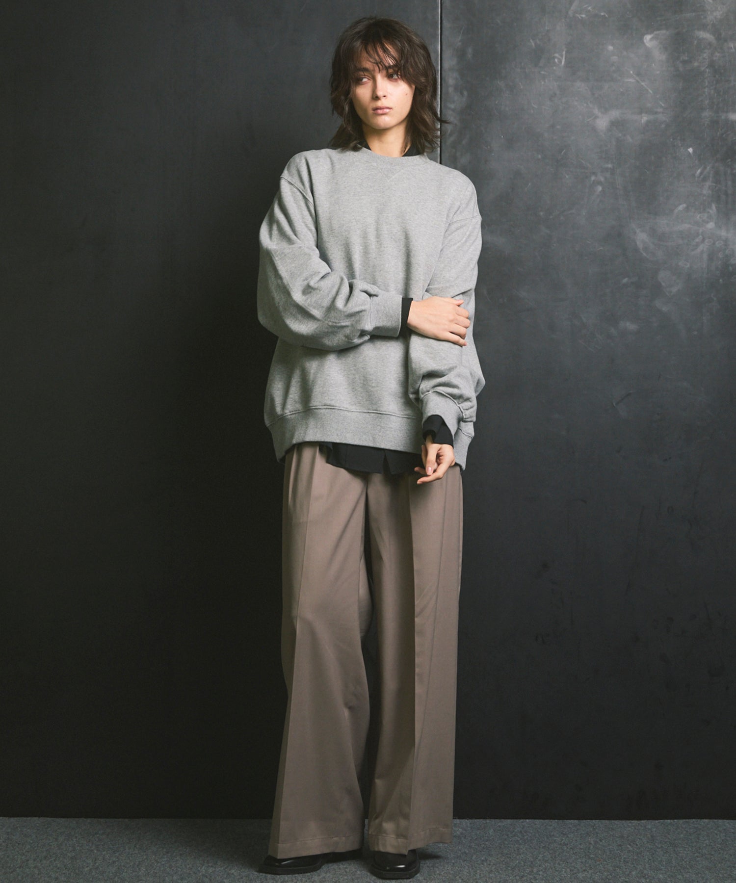 [25AW PRE-ORDER] Nuance Graphics Hand Stitching Long Sleeve TEE