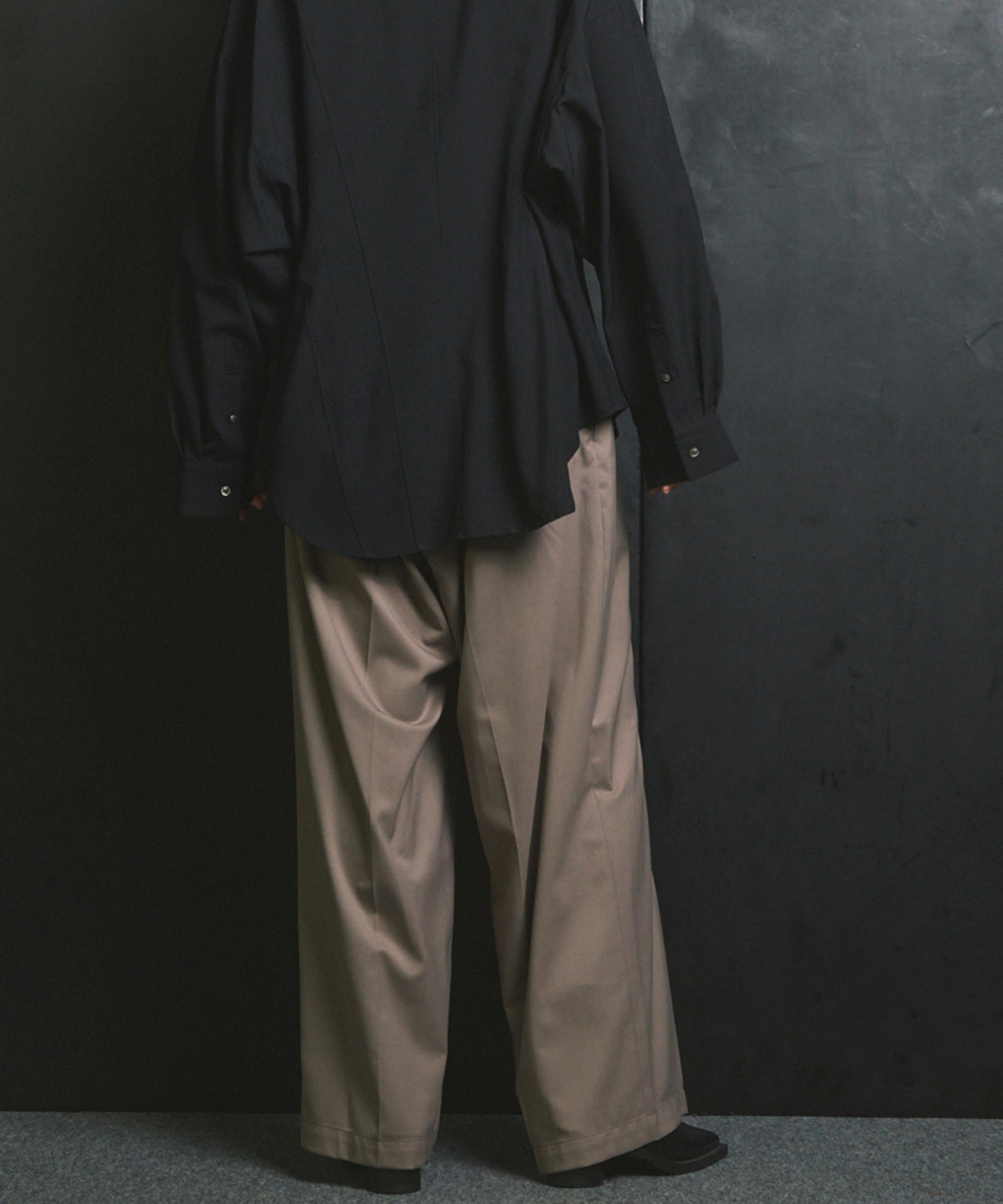 울 믹스 부드러운 연속 견인짜리 넓은 바지