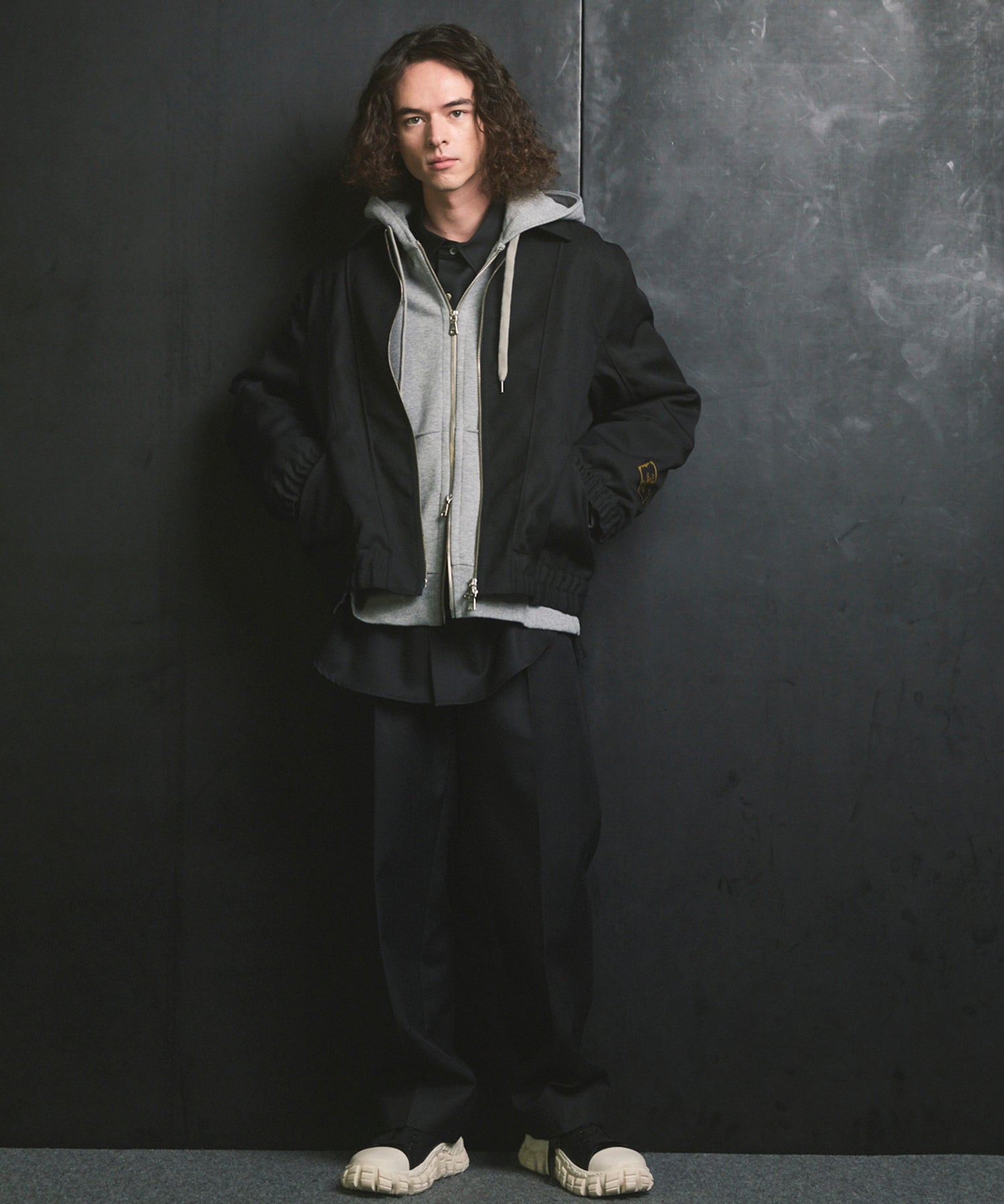 [25AW PRE-ORDER] Nuance Graphics Hand Stitching Long Sleeve TEE